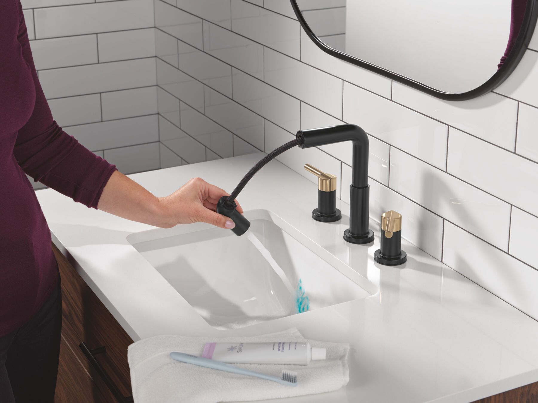 Two Handle Widespread Pull-Down Bathroom Faucet