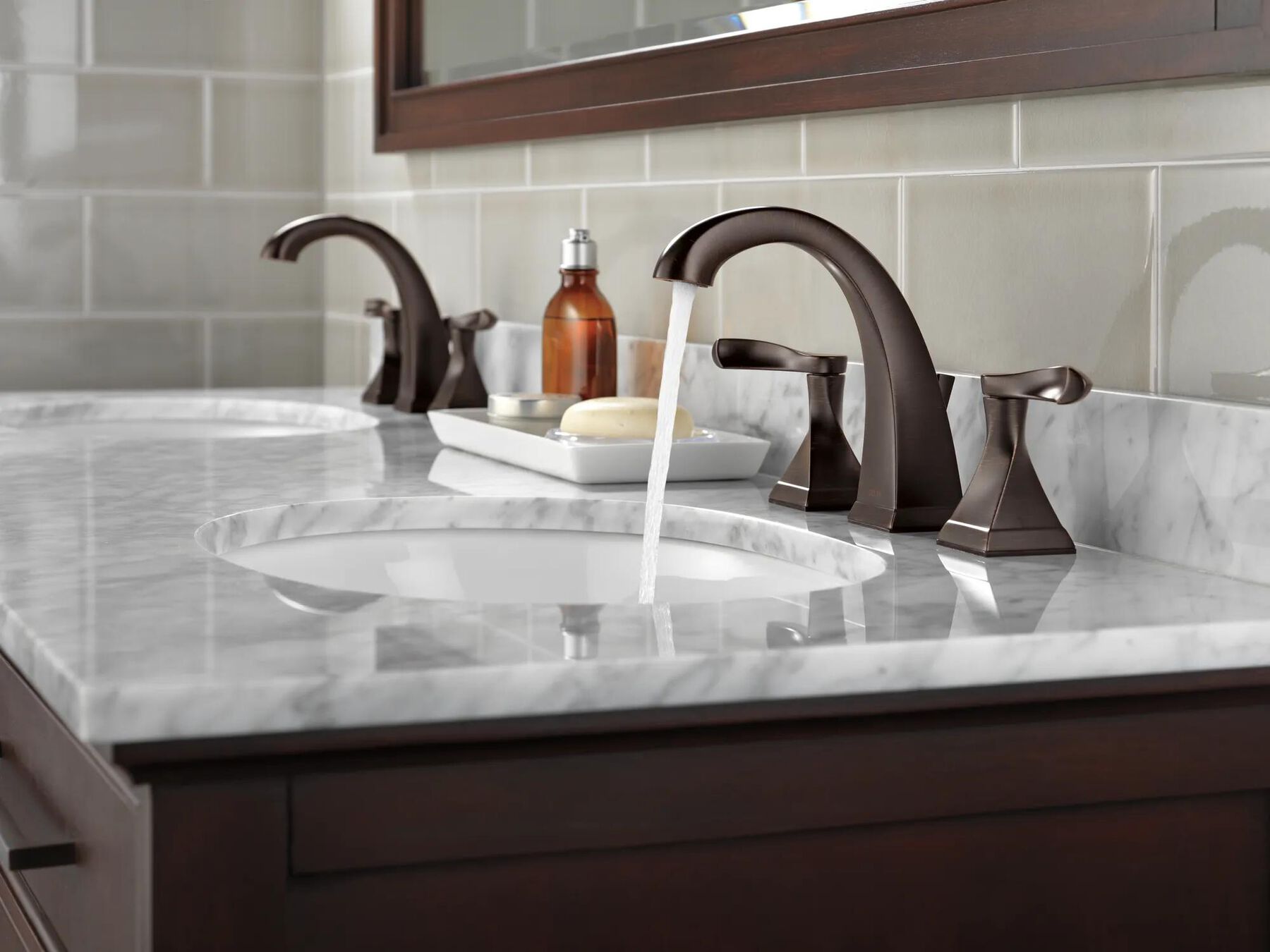 Two Handle Widespread Bathroom Faucet