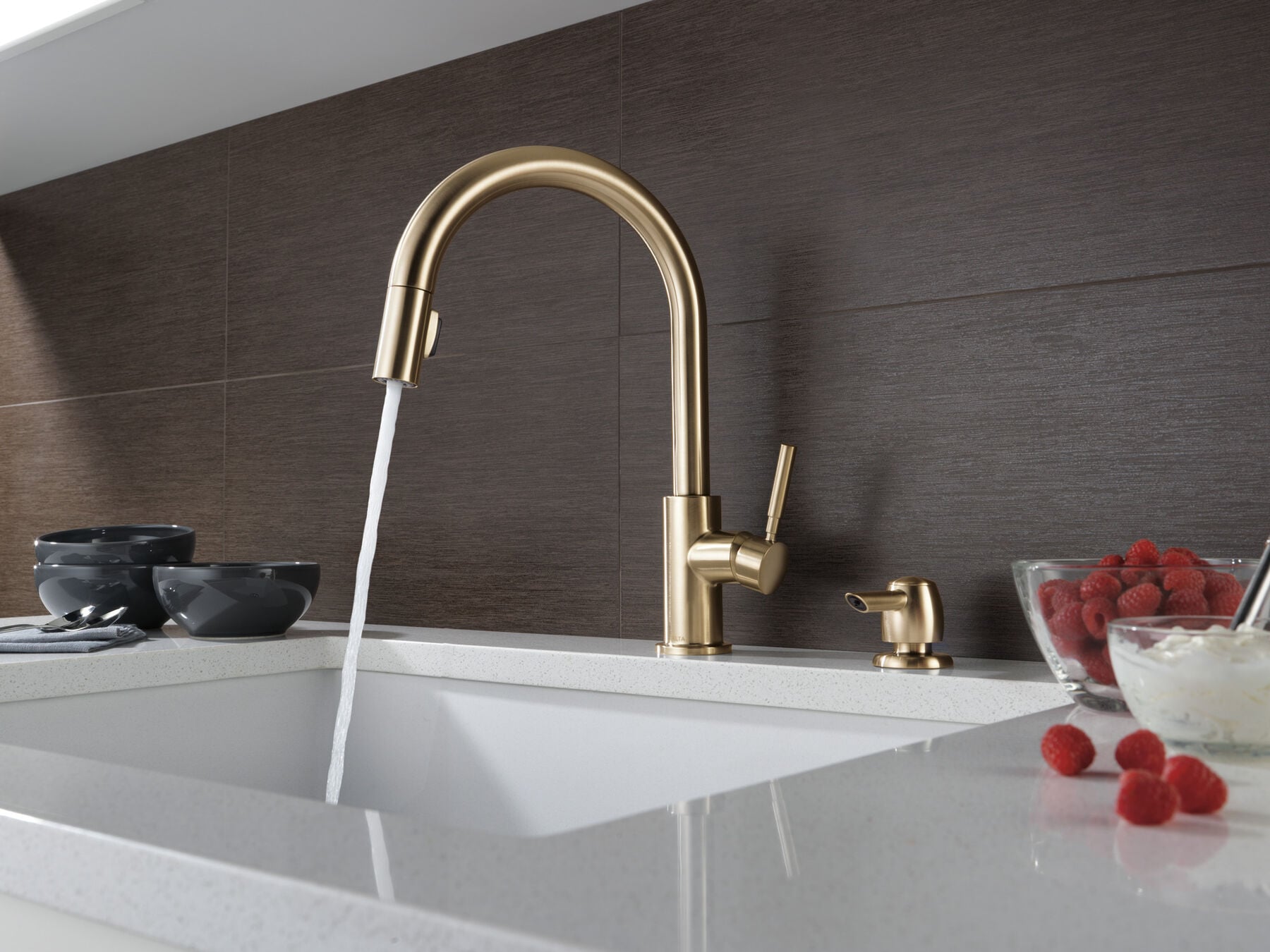Single Handle Pull-Down Kitchen Faucet with Soap Dispenser