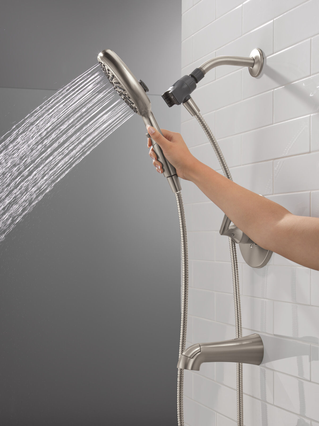 Monitor&reg; 14 Series Tub and Shower