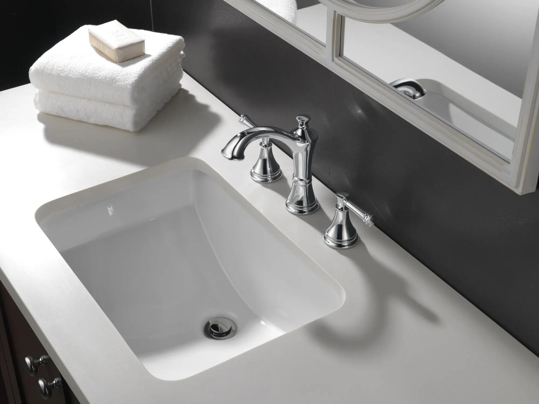 Two Handle Widespread Bathroom Faucet