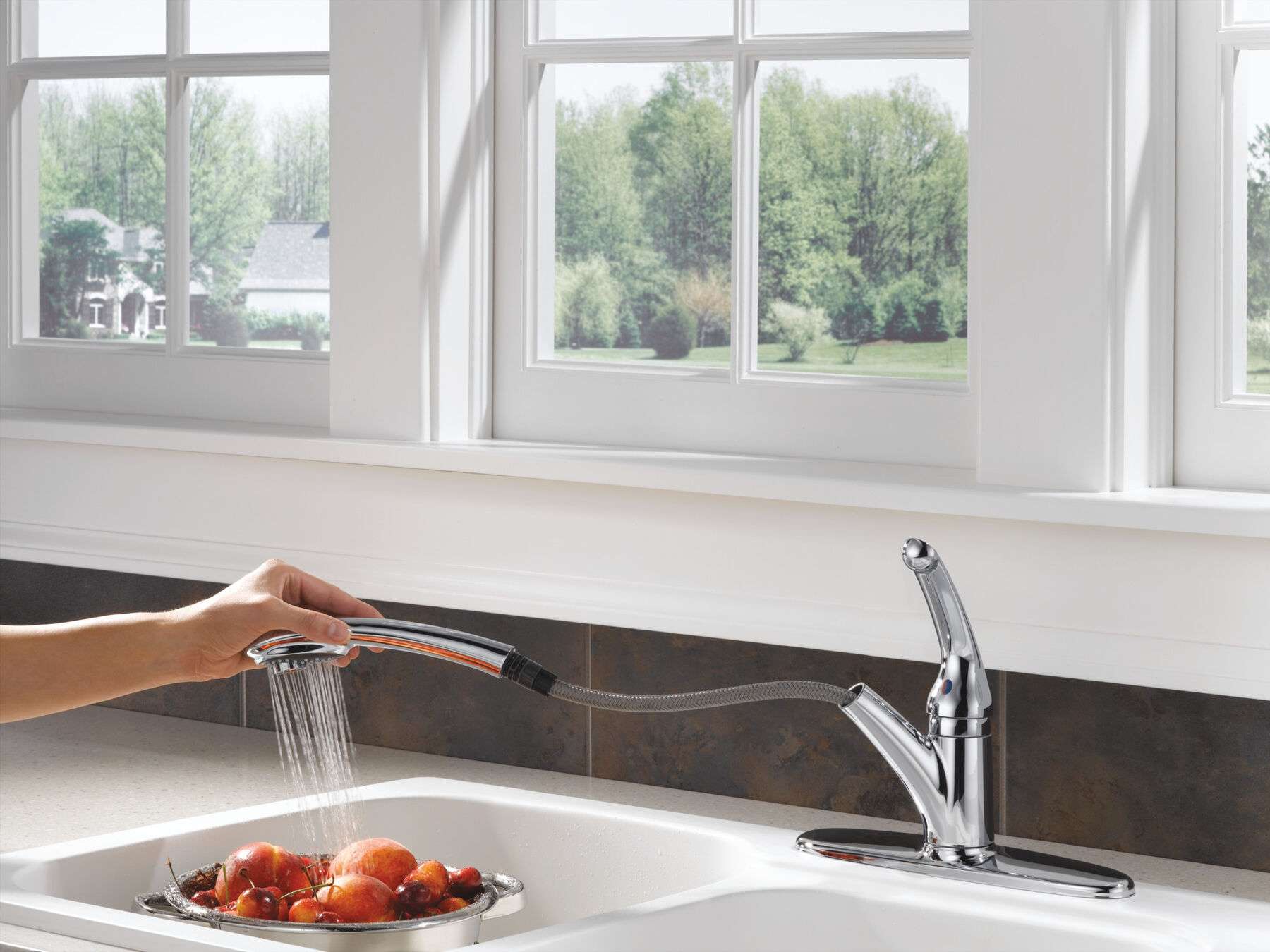 Pull-Out Kitchen Faucet (Recertified)