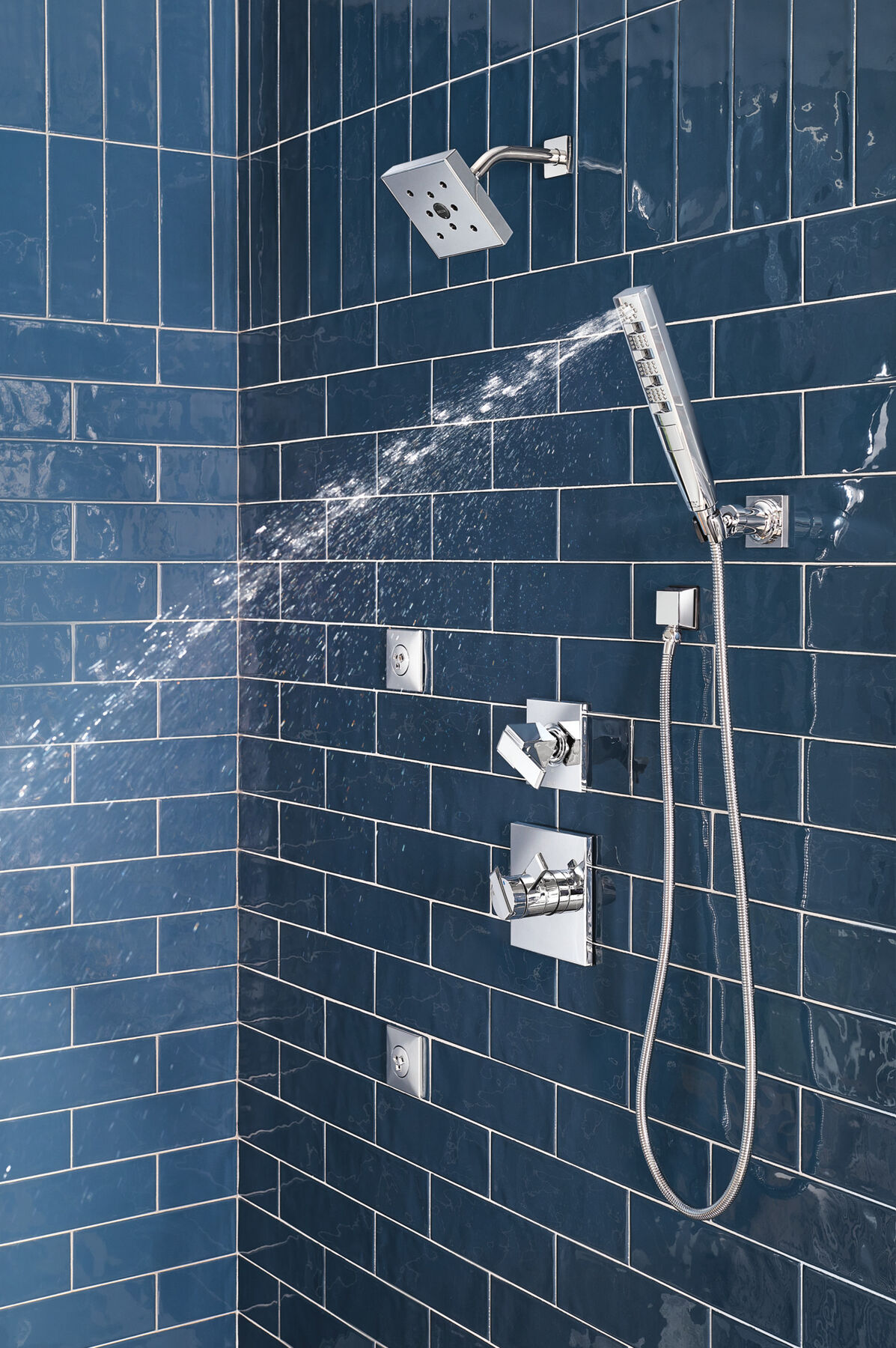 H<sub>2</sub>Okinetic&reg; 4-Setting Wall Mount Hand Shower