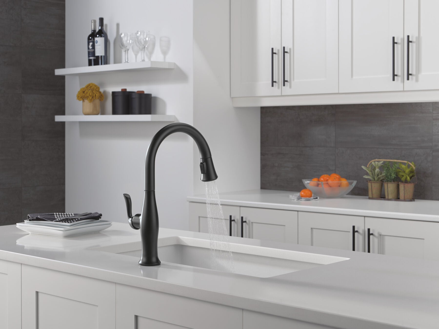 Single Handle Pull-Down Kitchen Faucet