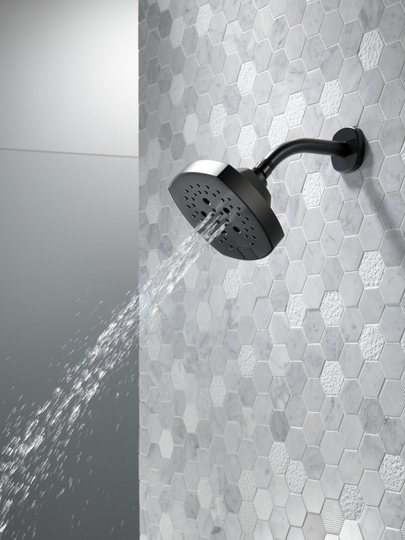 H<sub>2</sub>Okinetic&reg; 5-Setting  Shower Head (Recertified)