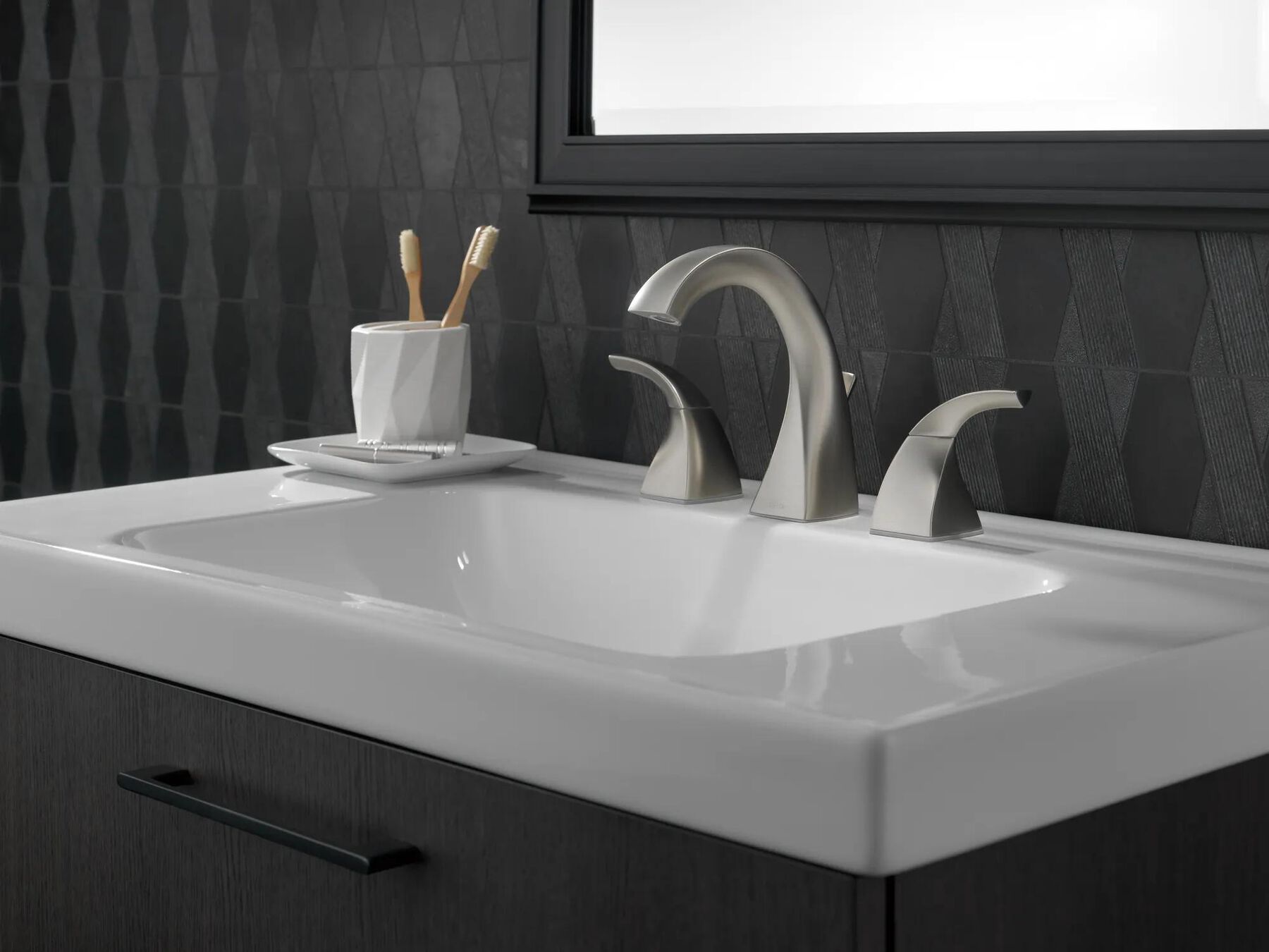 Two Handle Widespread Bathroom Faucet