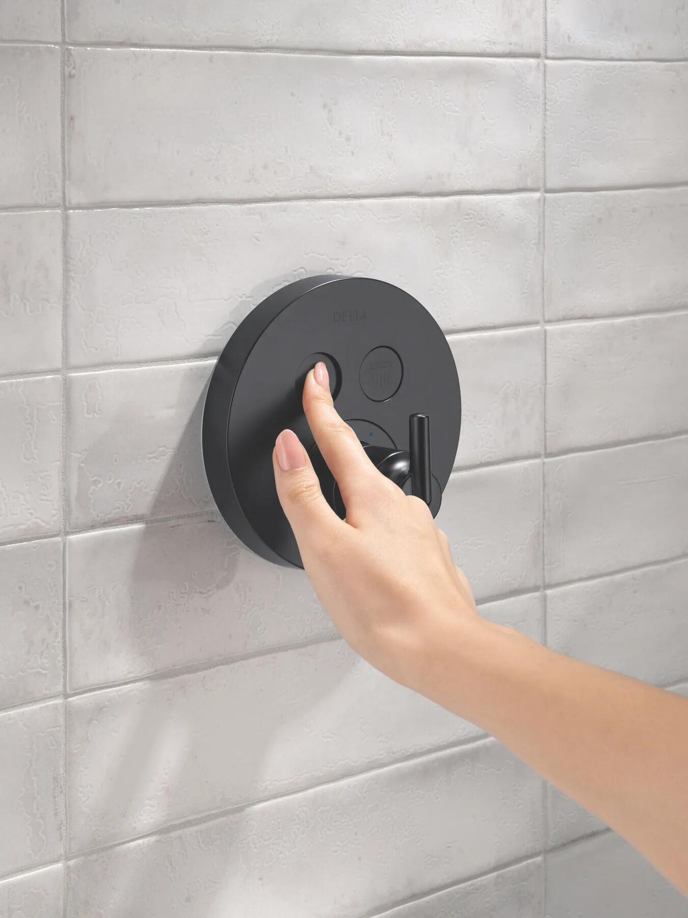 Round Contemporary Push-Button Shower