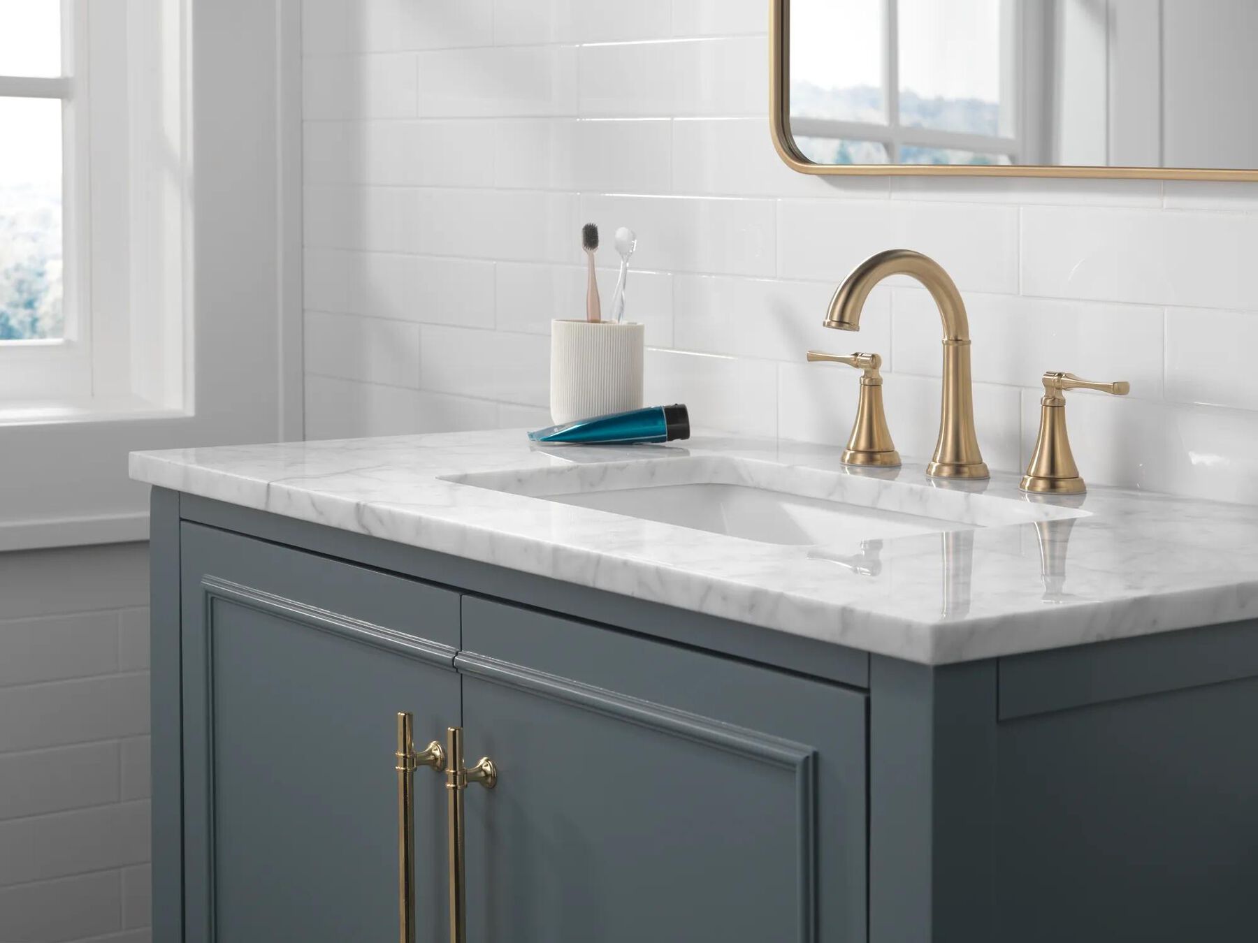 Two Handle Widespread Lavatory Faucet (Recertified)