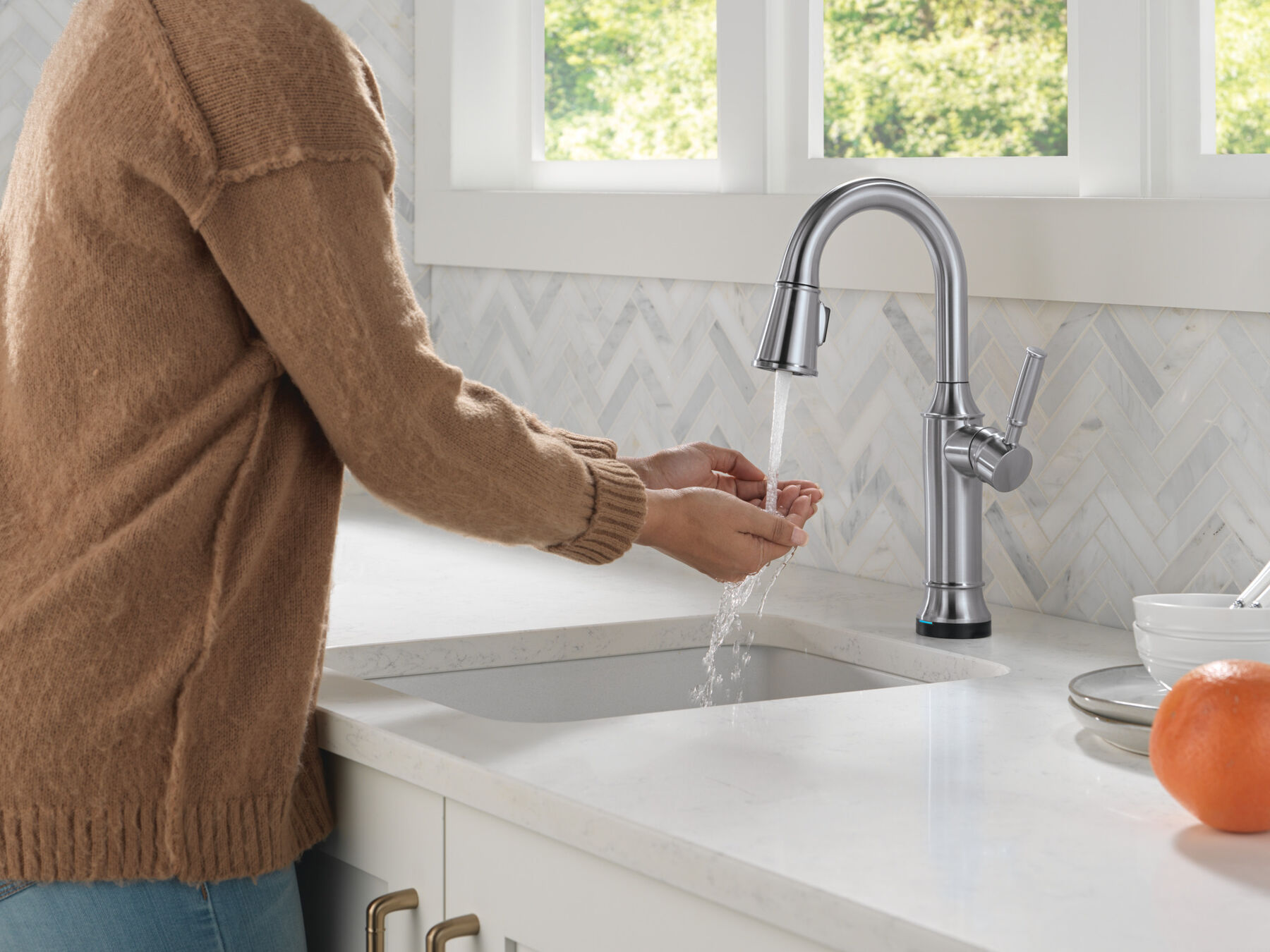 Touch2O&reg; Bar / Prep Faucet with Touchless Technology