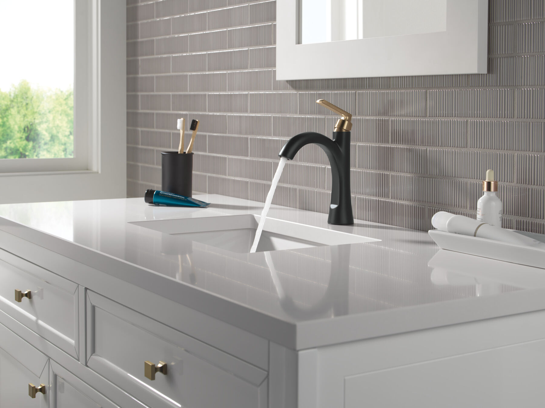 Single Handle Bathroom Faucet