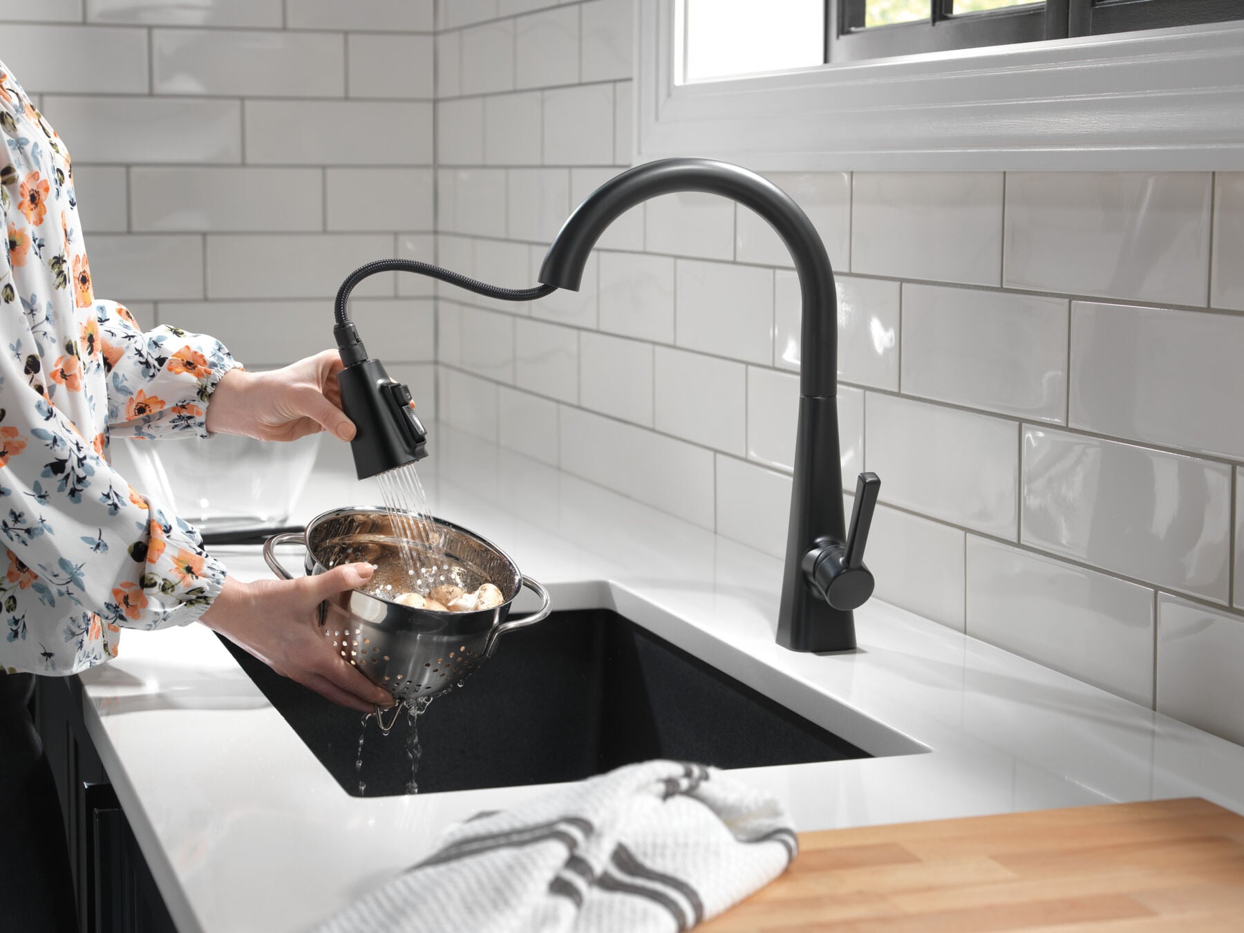 Pull-Down Kitchen Faucet (Recertified)