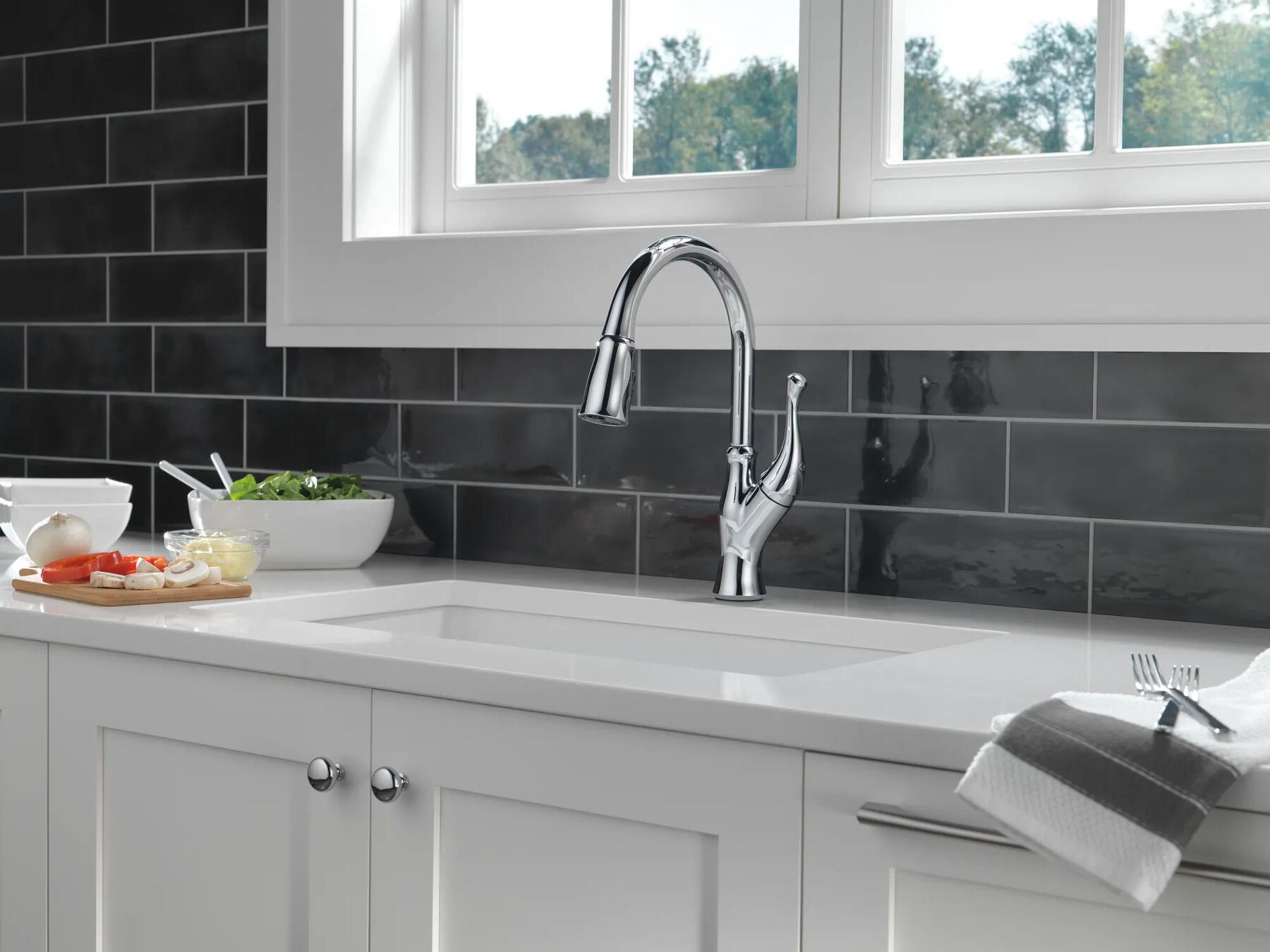 Single-Handle Pull-Down Kitchen Faucet