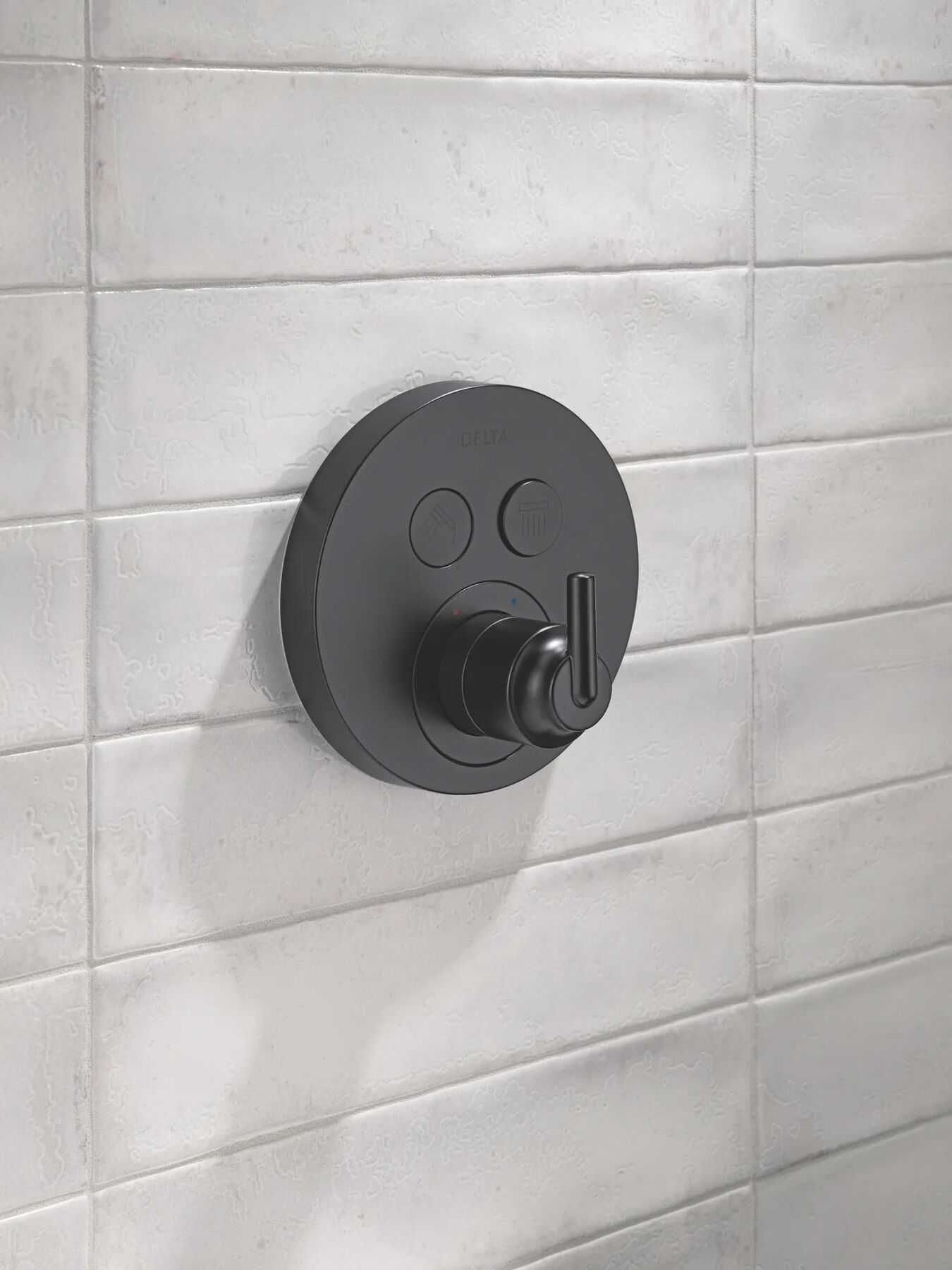 Round Contemporary Push-Button Shower