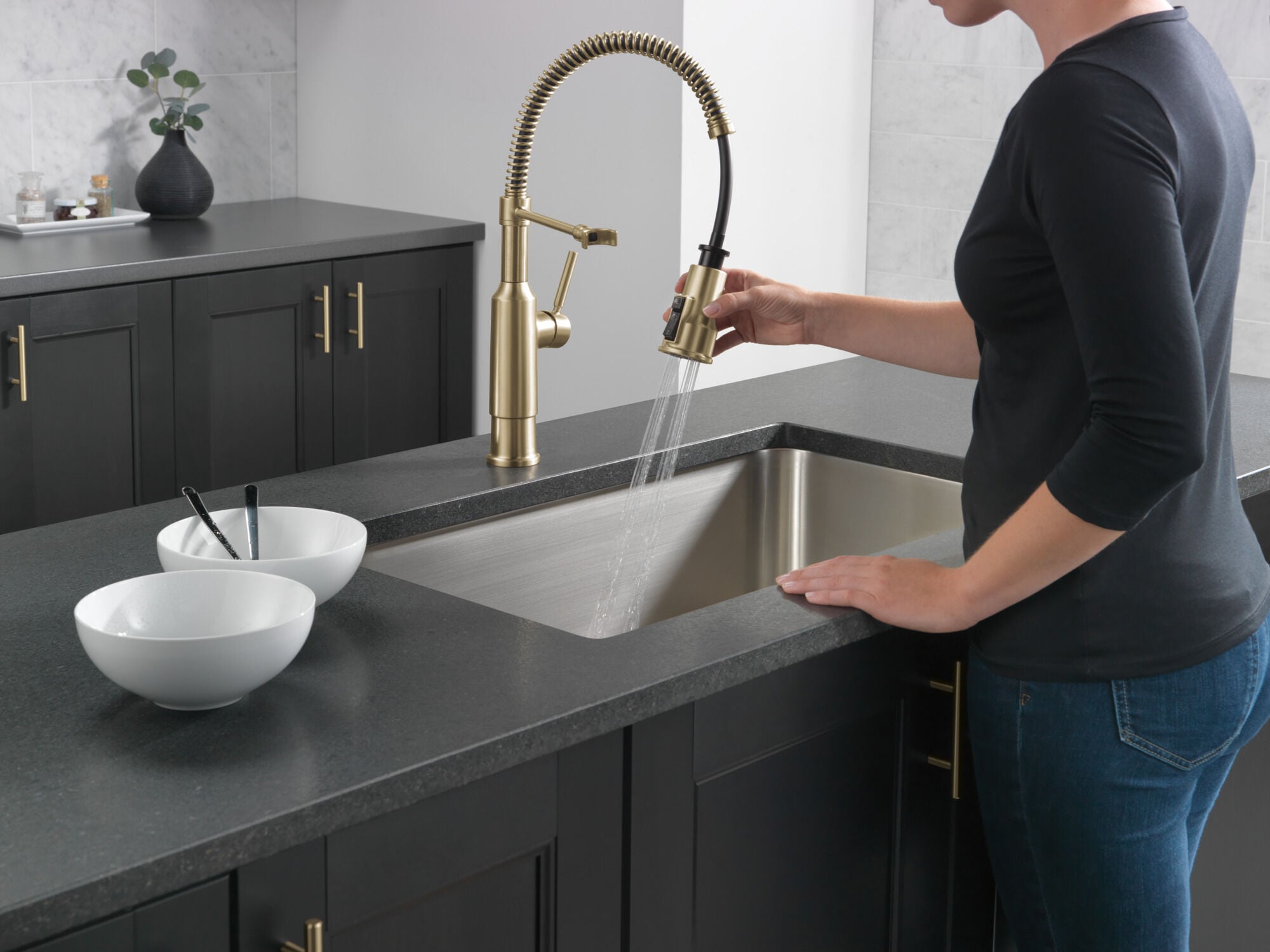 Single-Handle Pull-Down Spring Kitchen Faucet in Champagne Bronze