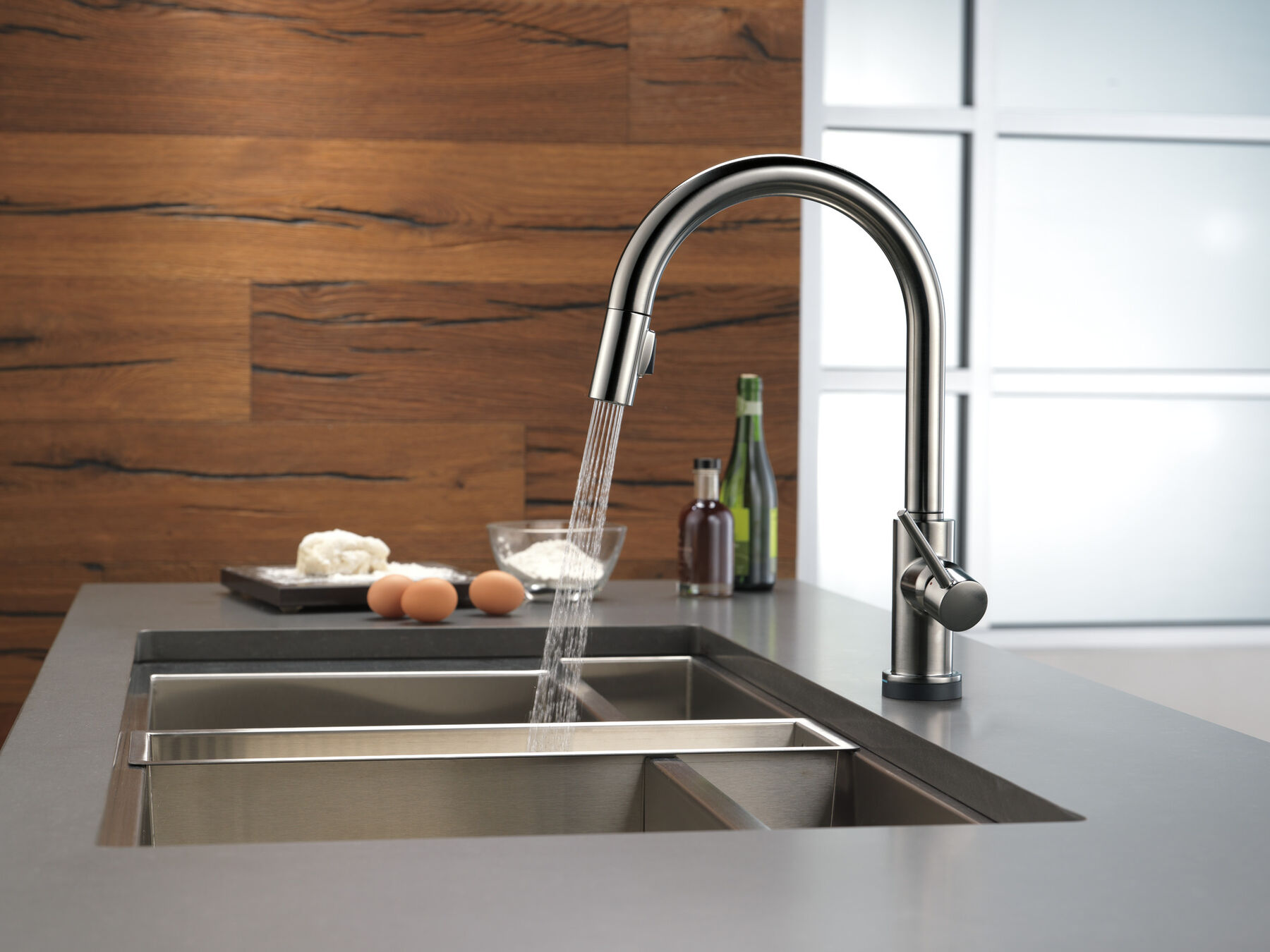 Single Handle Pull-Down Kitchen Faucet with Touch