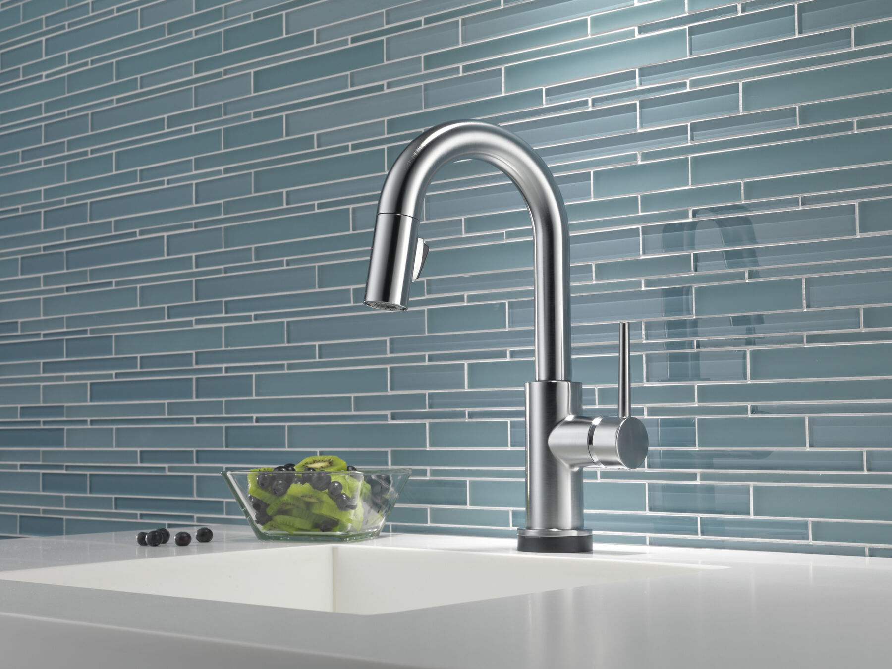 Single Handle Pull-Down Bar / Prep Faucet with Touch<sub>2</sub>O&reg; Technology