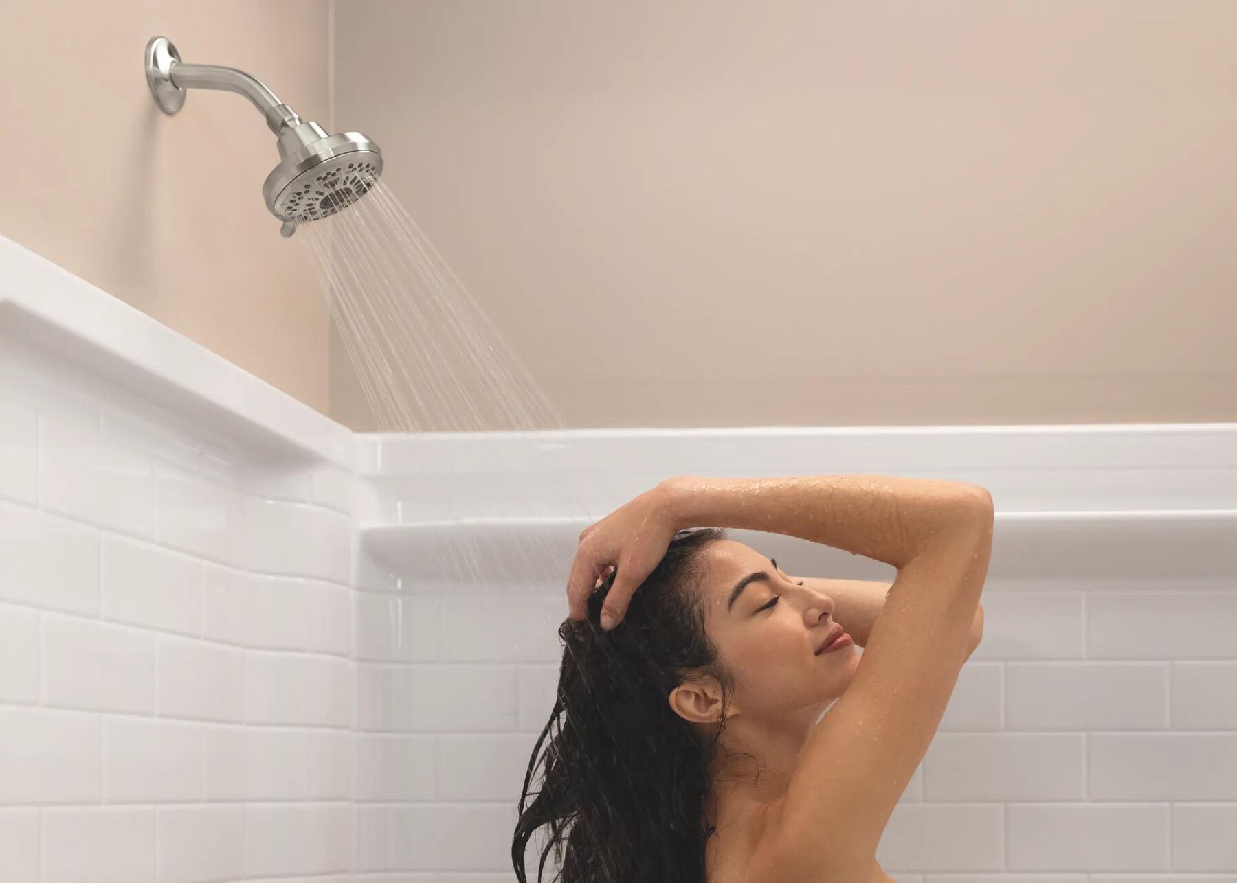 Monitor&reg; 14 Series Tub and Shower