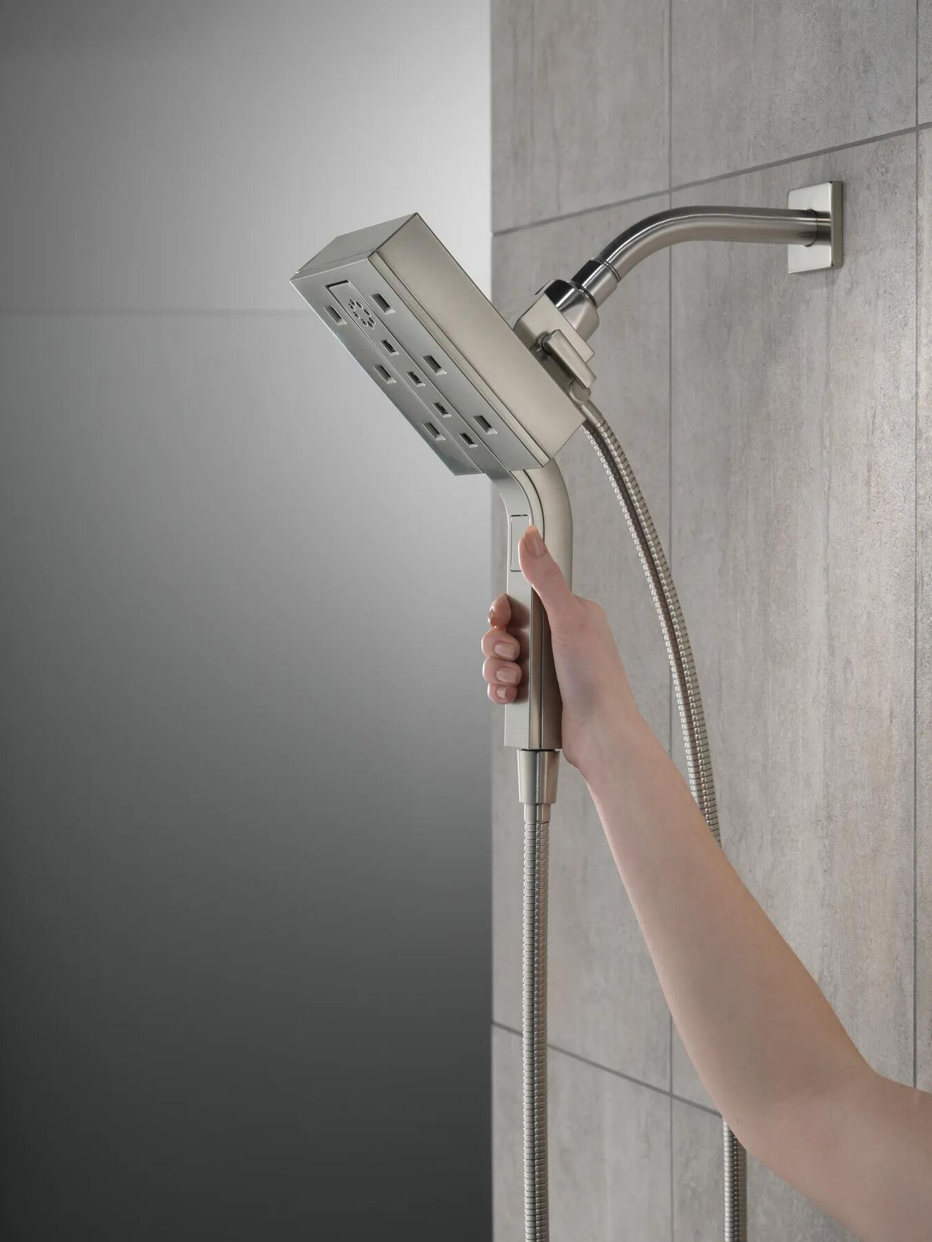H<sub>2</sub>Okinetic&reg; In2ition&reg; 4-Setting Two-in-One Shower