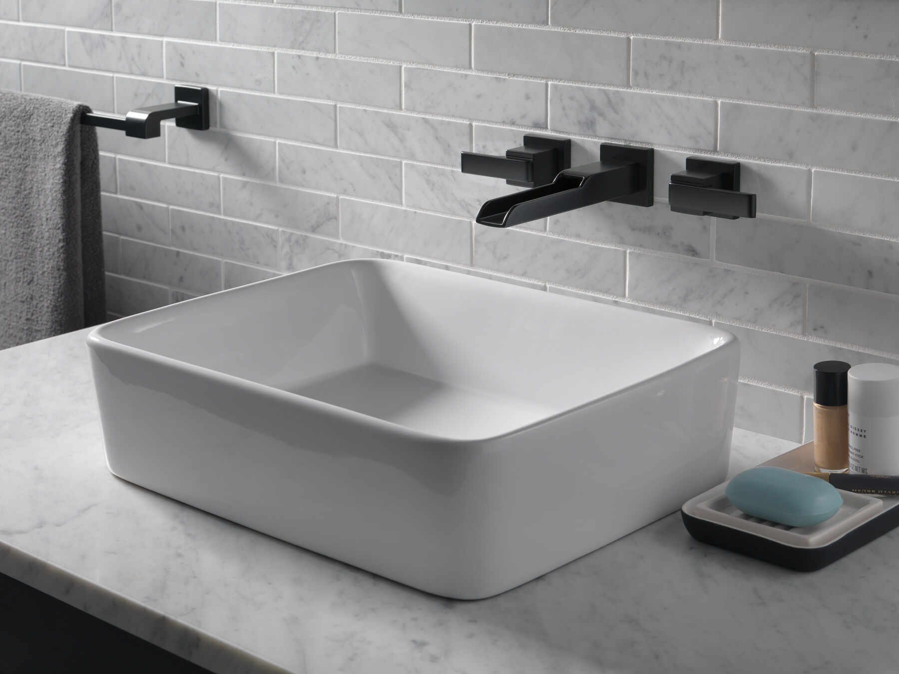 Two Handle Wall Mount Channel Bathroom Faucet Trim