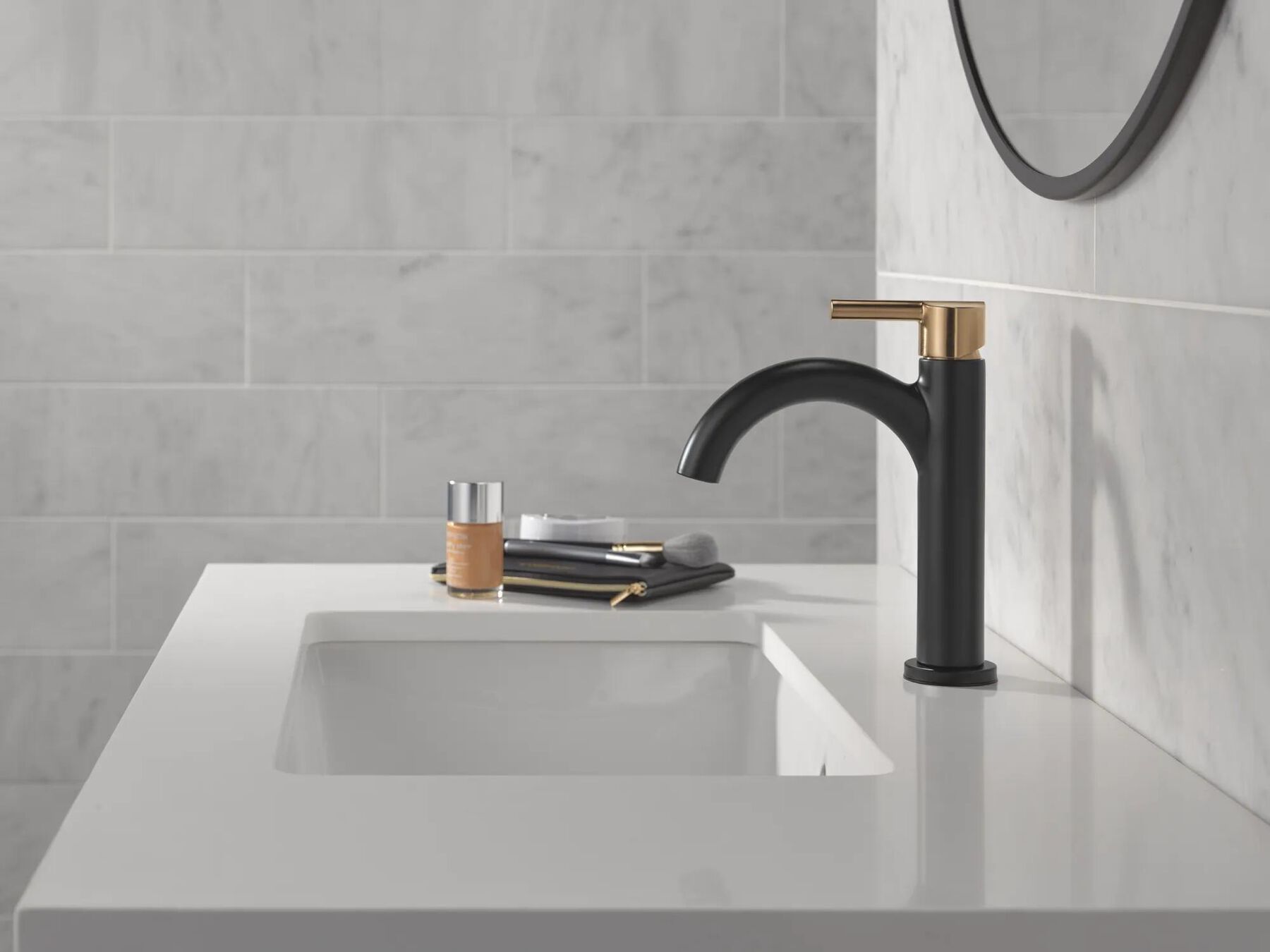 Single Handle Bathroom Faucet