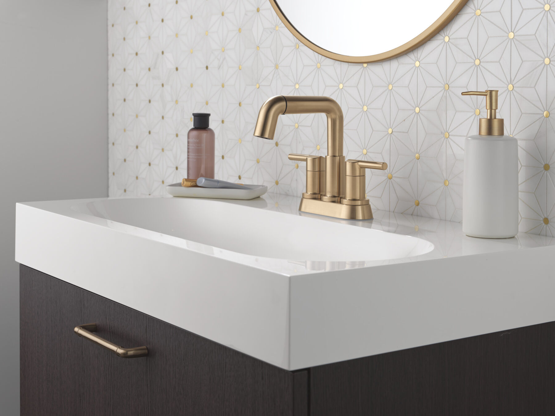 Two Handle Centerset Pull-Down Bathroom Faucet