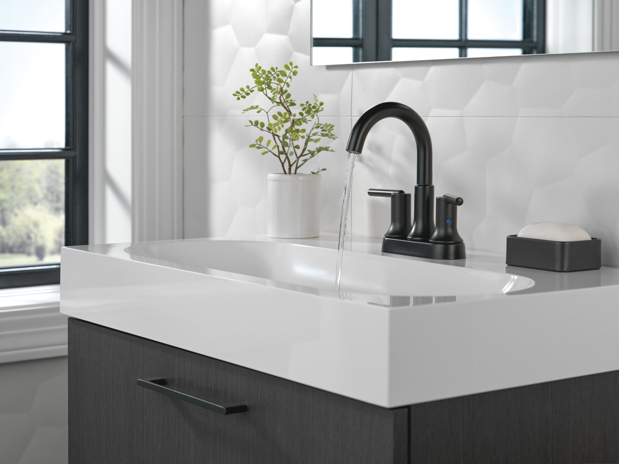 Centerset Bathroom Faucet (Recertified) in Matte Black 2559-BLMPU