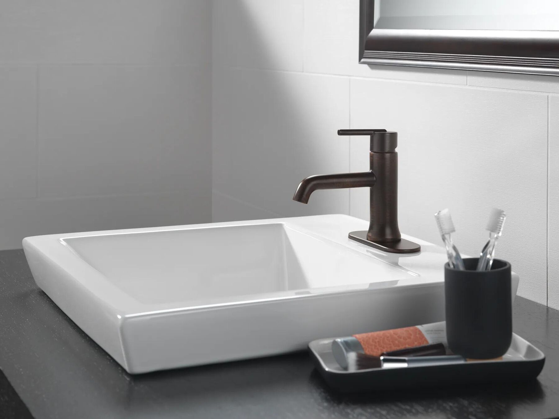 Single Handle Bathroom Faucet