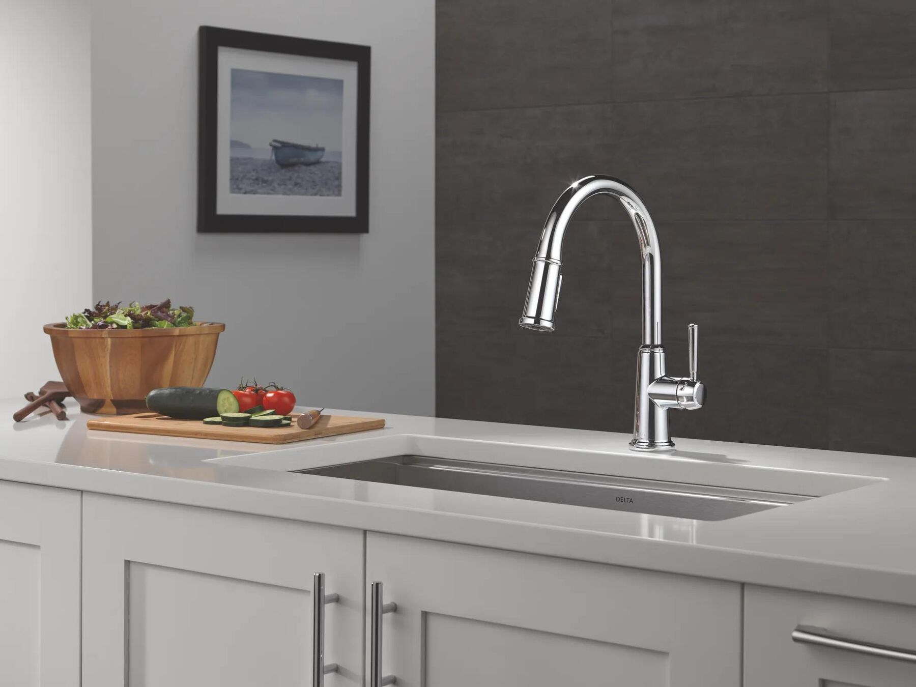 Single Handle Pull-Down Kitchen Faucet