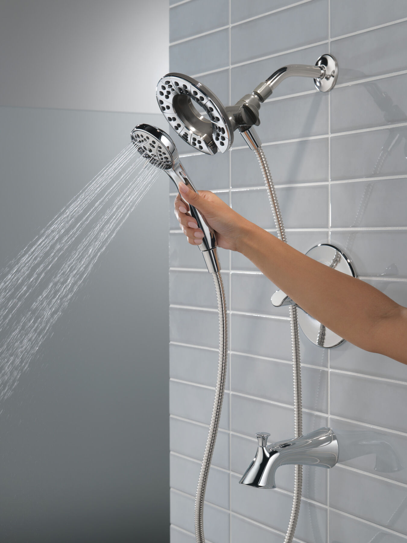 Monitor&reg;&nbsp;14 Series Tub & Shower With In2ition&reg;
