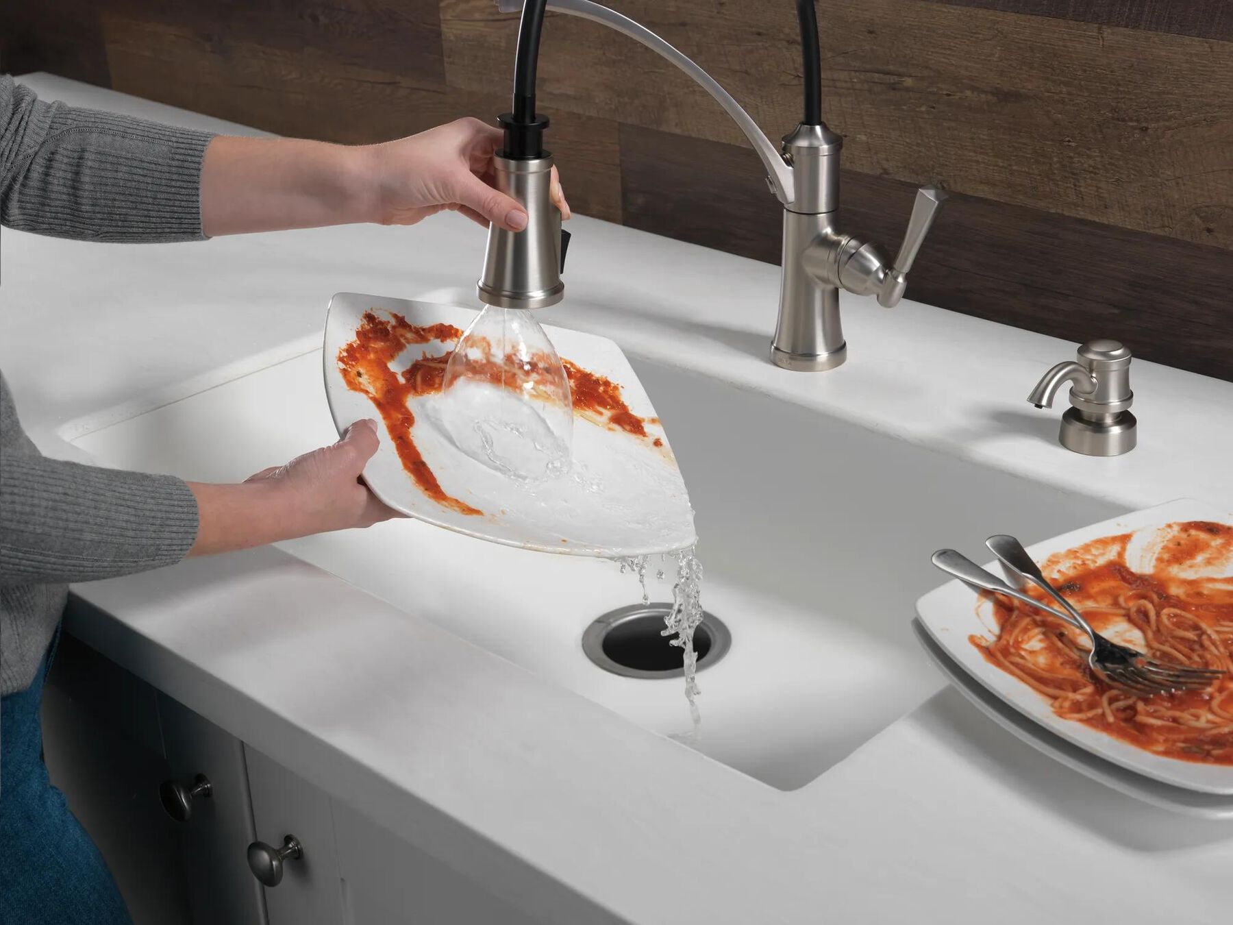 Single Handle Pull-Down Kitchen Faucet with ShieldSpray