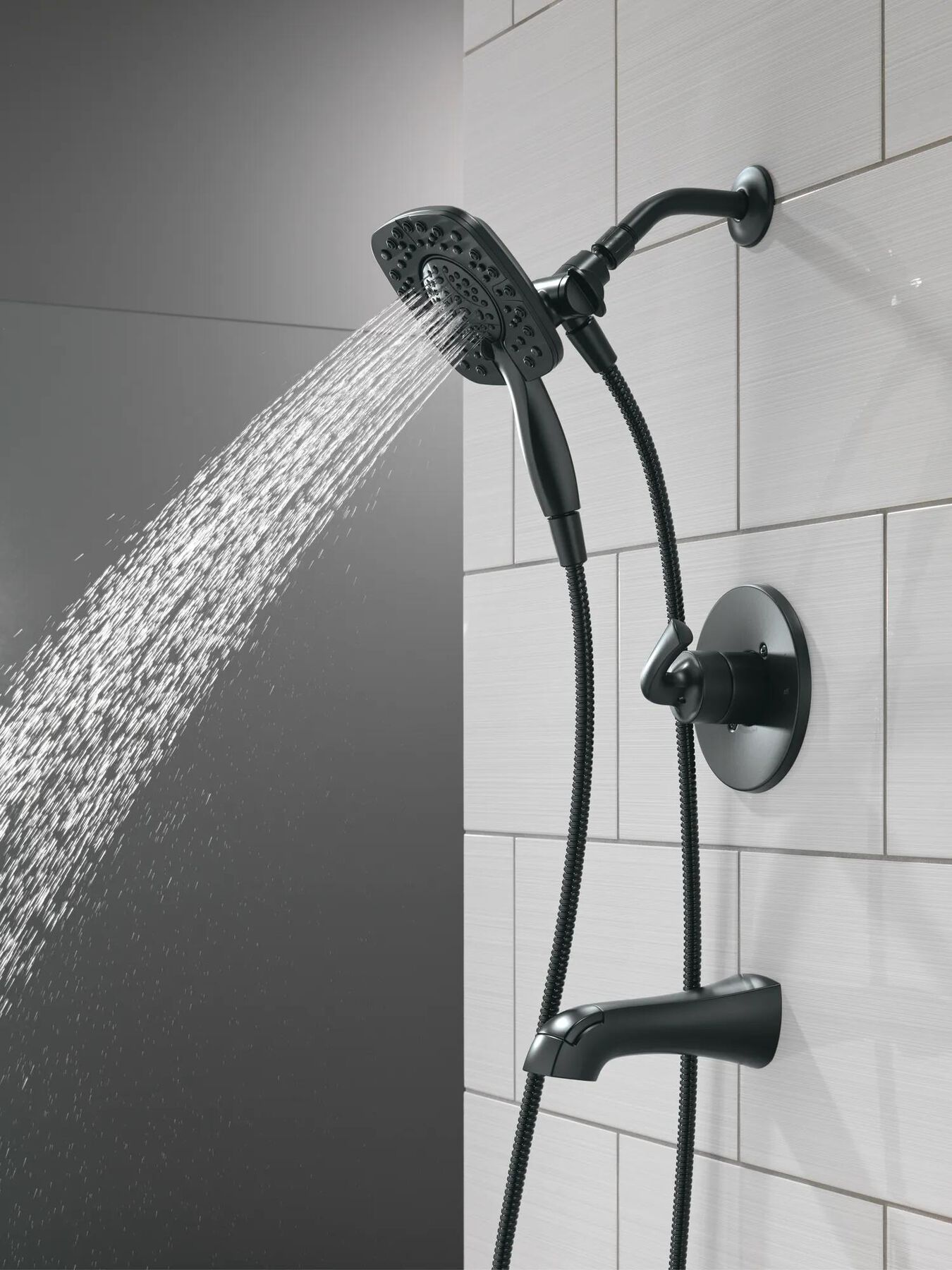 Monitor&reg; 14 Series Tub and Shower (Recertified)