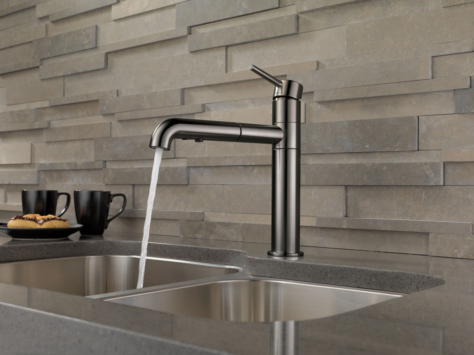 Pull-Out Kitchen Faucet (Recertified)