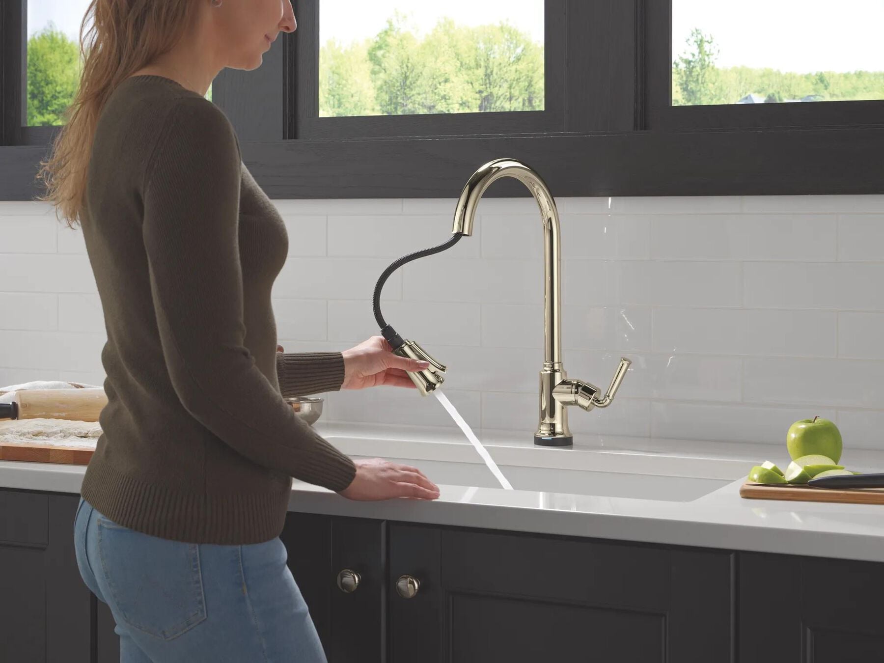 Single Handle Kitchen Pull-Down Faucet With Touchless Technology