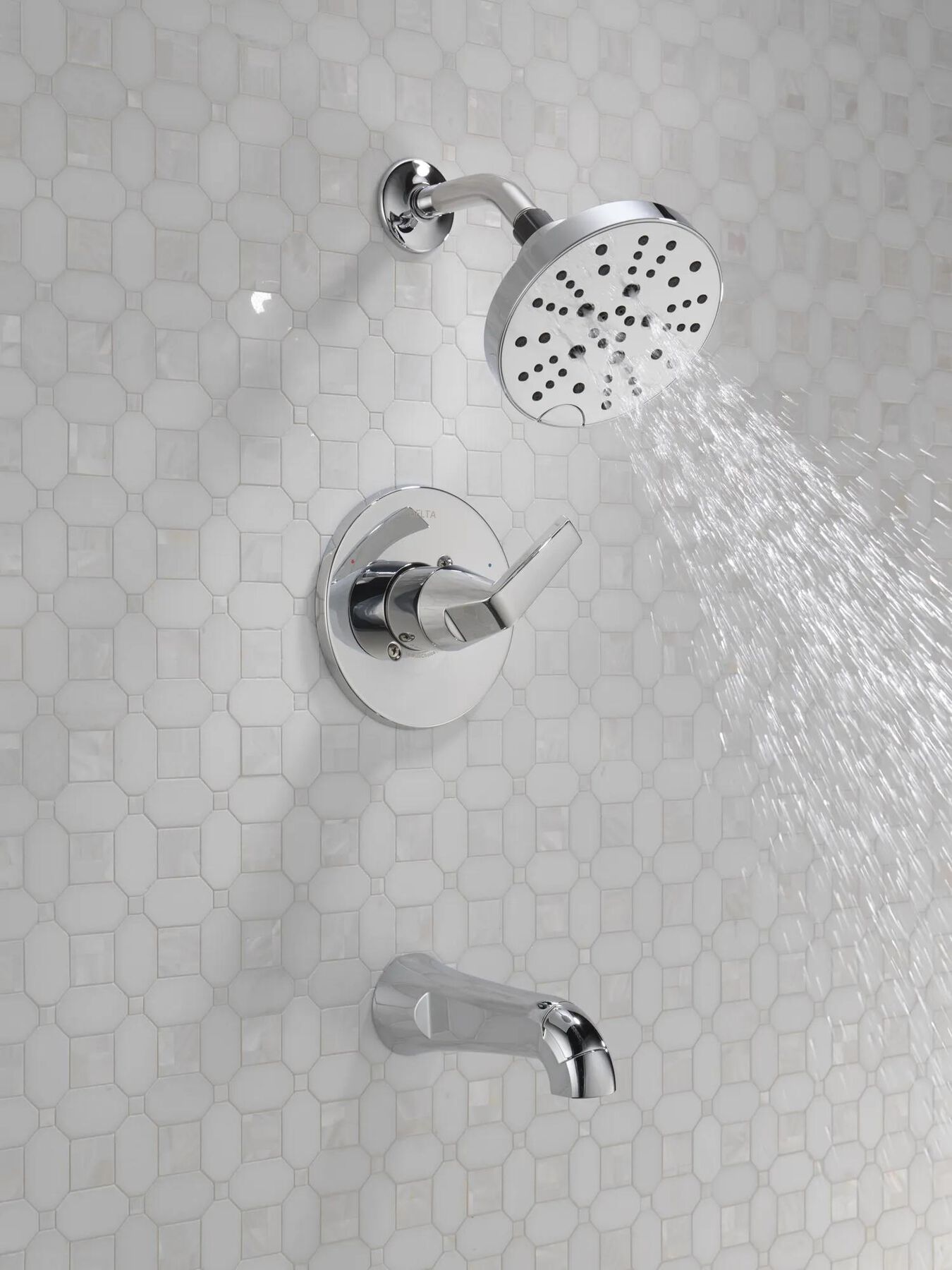 Monitor&reg; 14 Series Tub and Shower