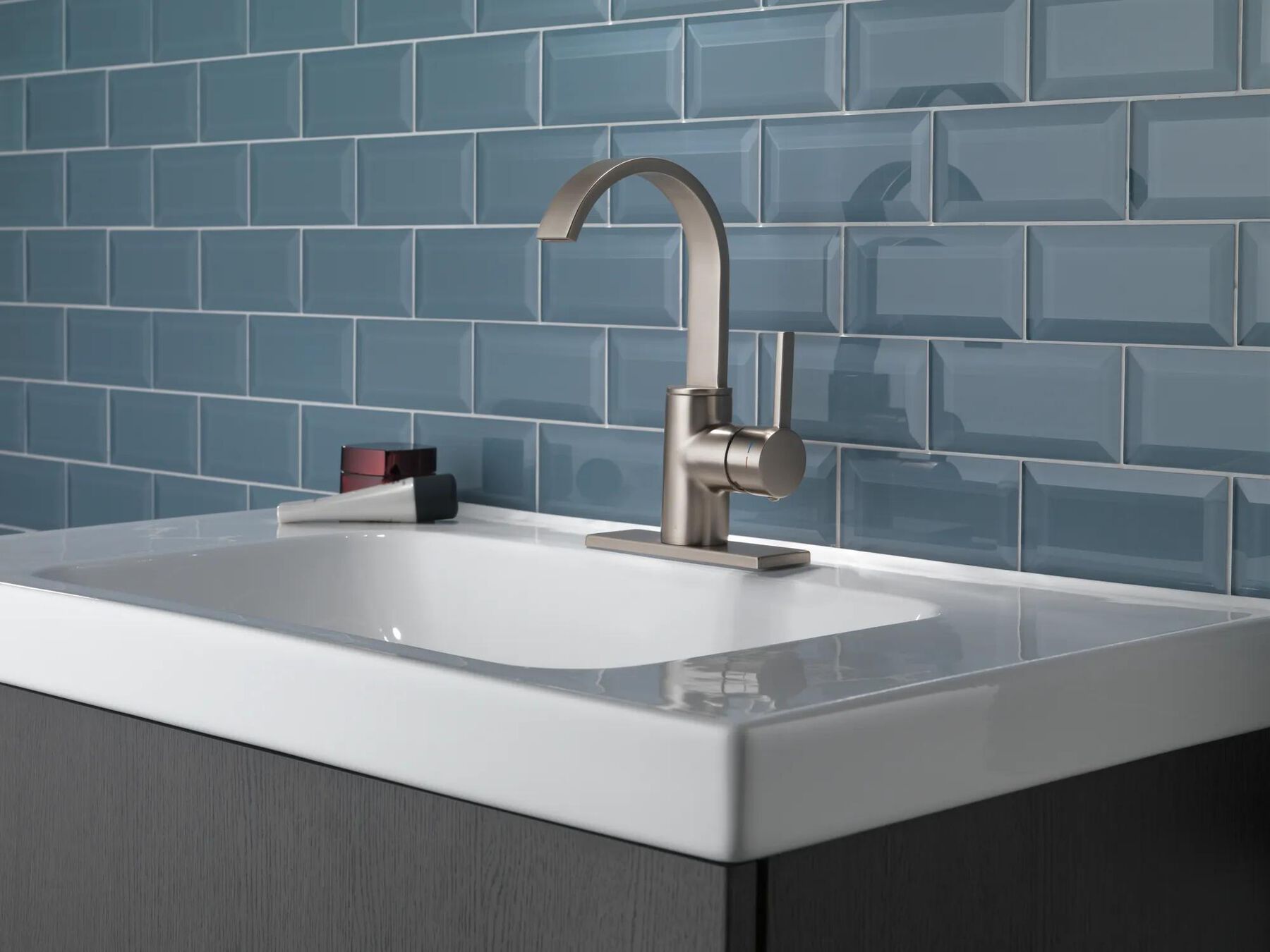 Single Handle Bathroom Faucet
