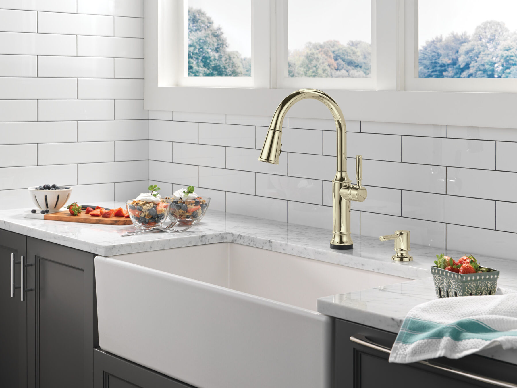 Pull-Down Kitchen Single Handle with Soap Dispenser Bundle