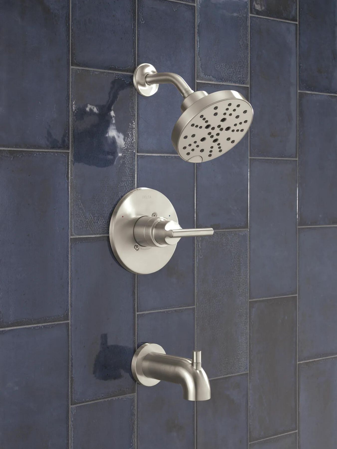 Monitor&reg; 14 Series Tub and Shower