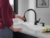 Single Handle Pull-Out Kitchen Faucet
