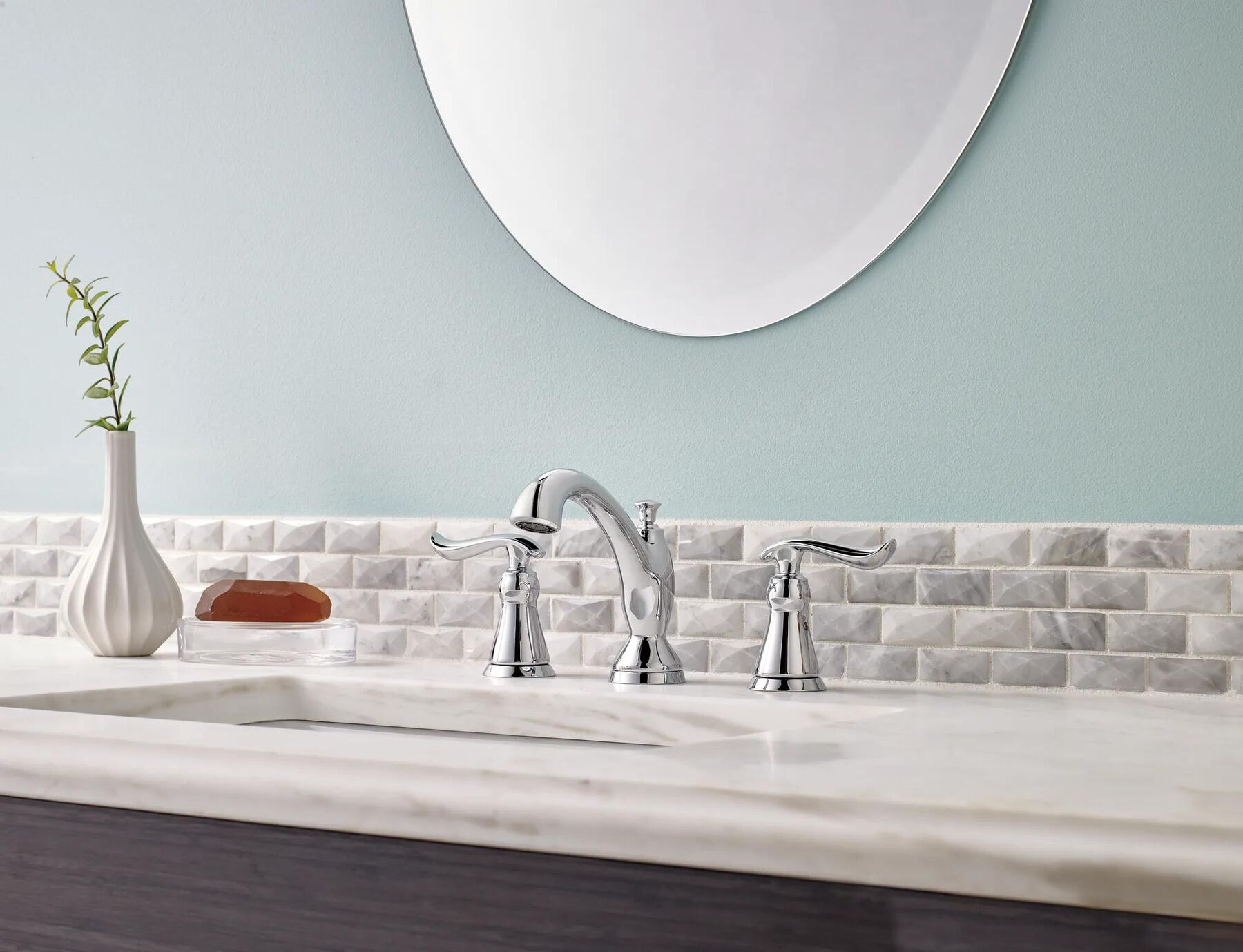 Two Handle Widespread Bathroom Faucet