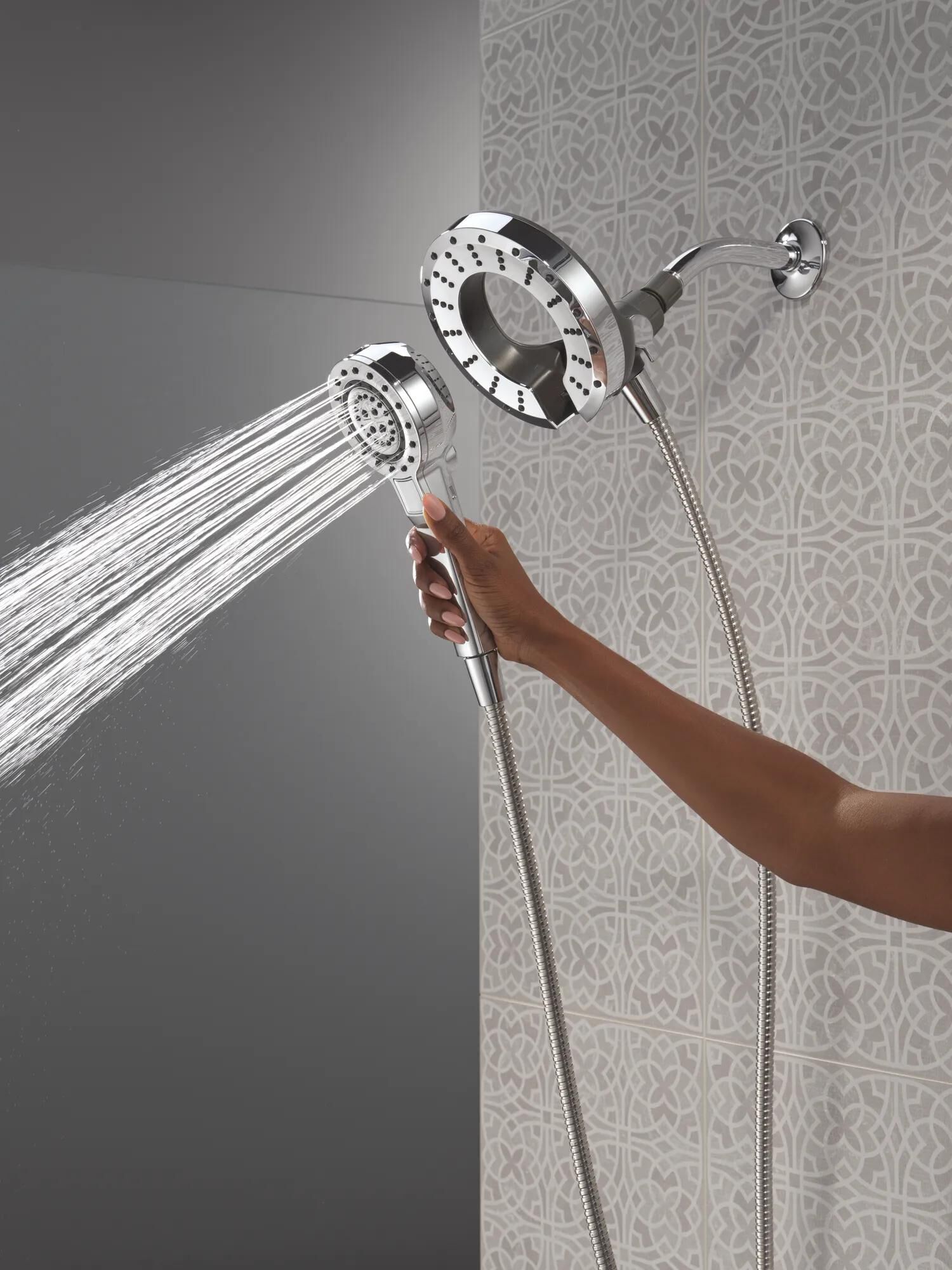 CQ3×2 5-Setting In2ition® with ProClean® in Chrome 75547 | Delta Faucet