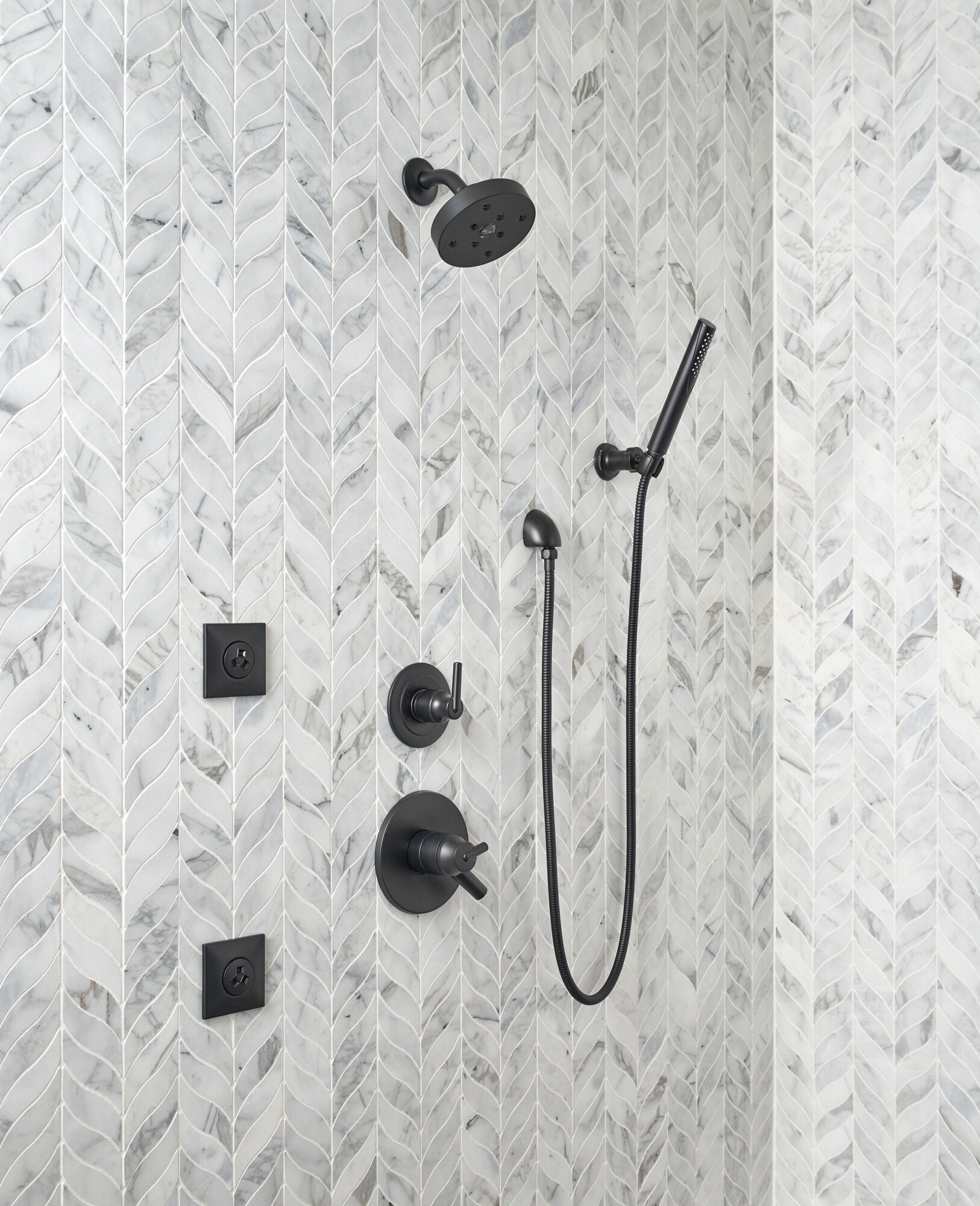 TRINSIC_CUSTOM_SHOWER_T17259-