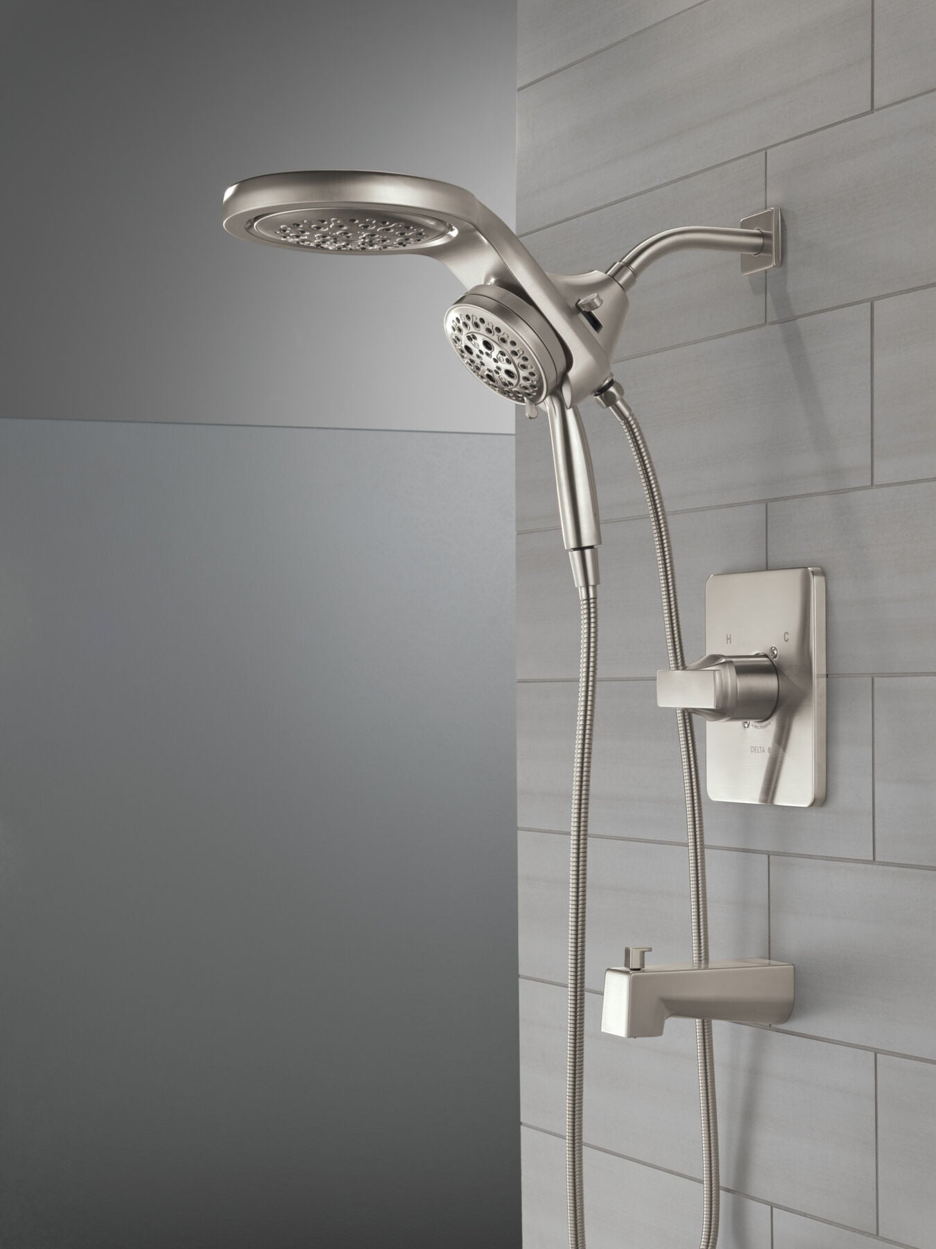 HydroRain&reg; H<sub>2</sub>Okinetic&reg; 5-Setting Two-in-One Shower Head