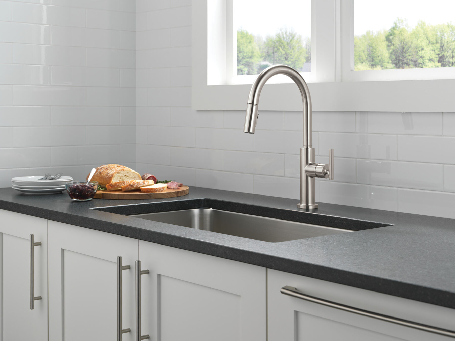 Single Handle Pull-Down Kitchen Faucet