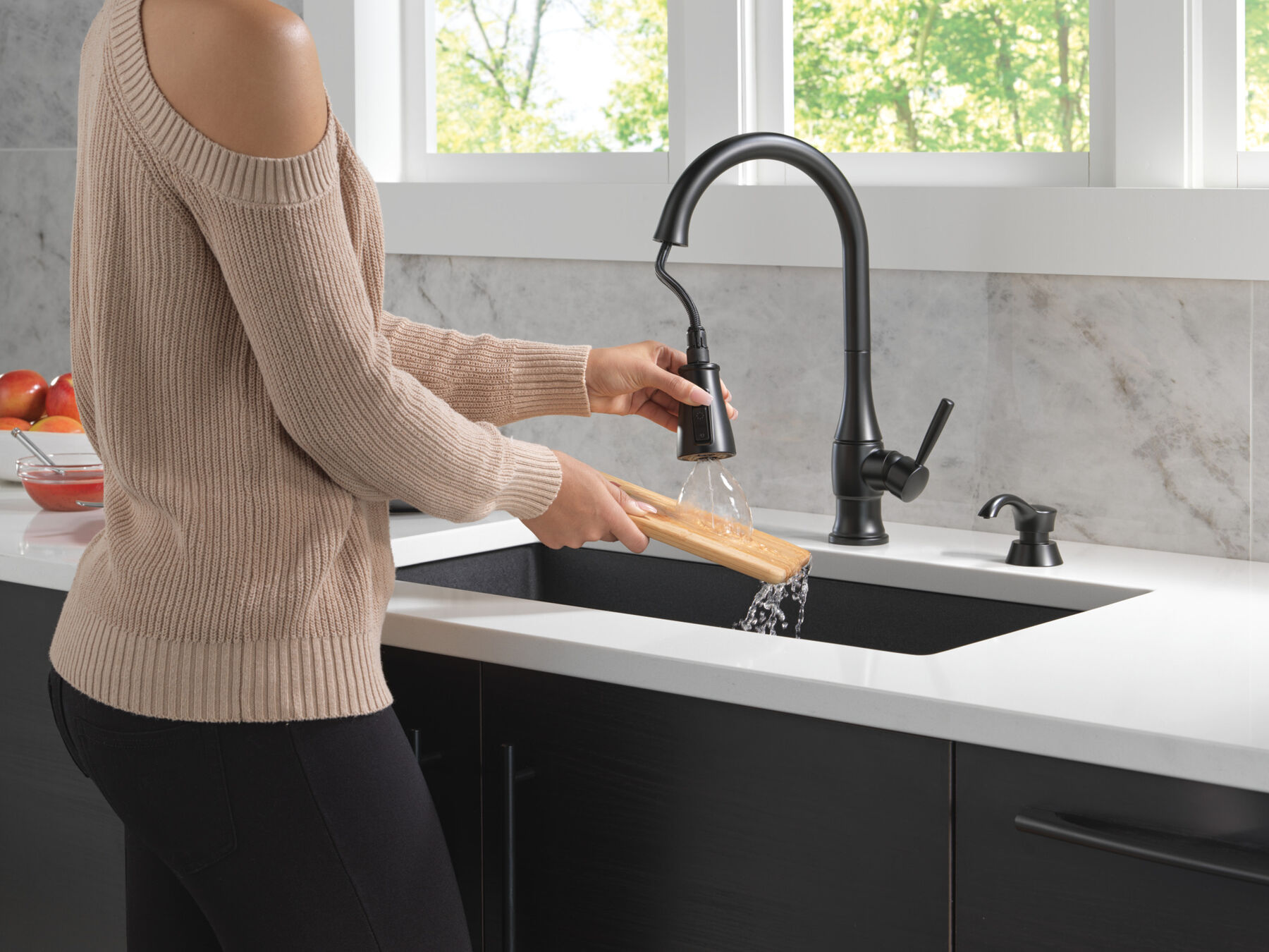 Pull-Down Kitchen Faucet w/Soap (Recertified)