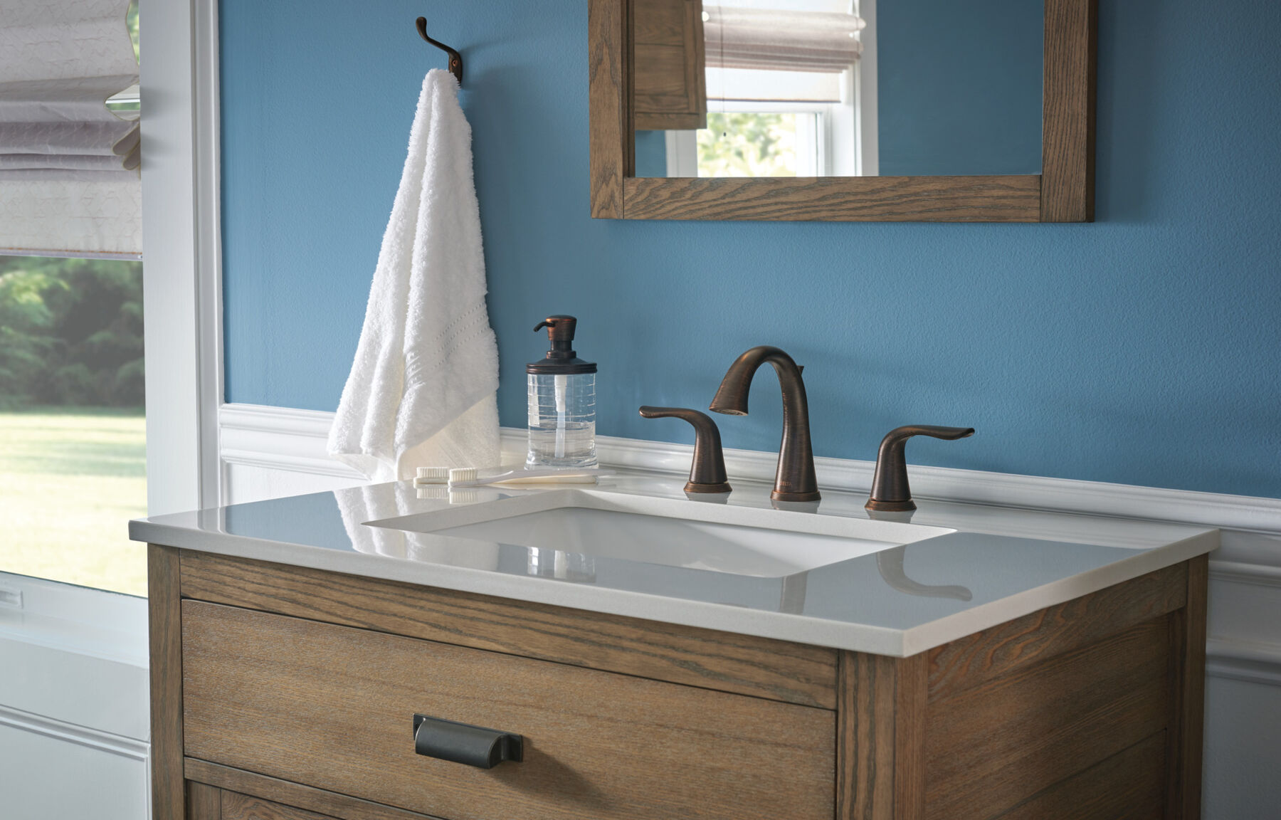 Two Handle Widespread Bathroom Faucet (Recertified)