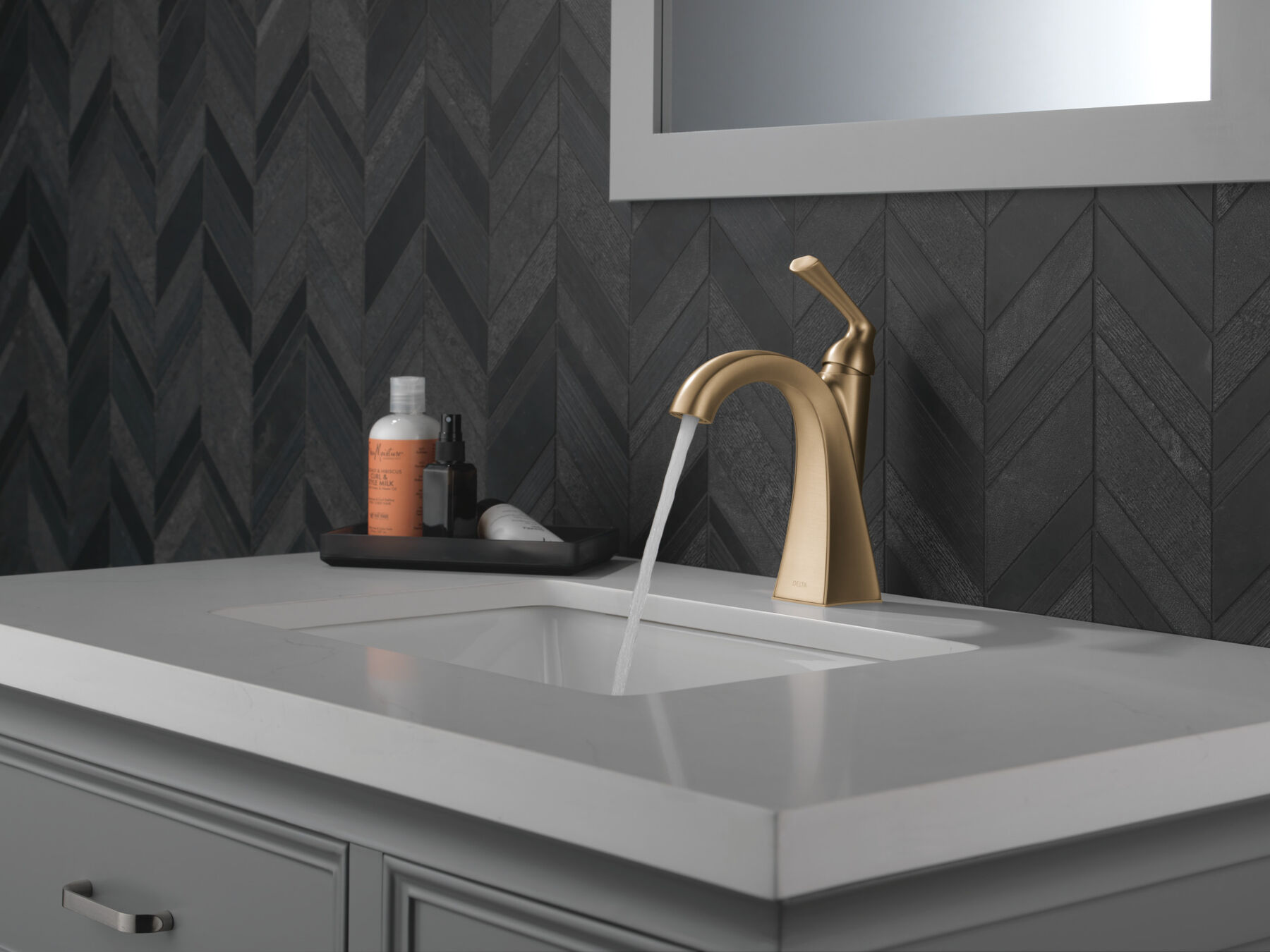 Single Handle Bathroom Faucet (Recertified)
