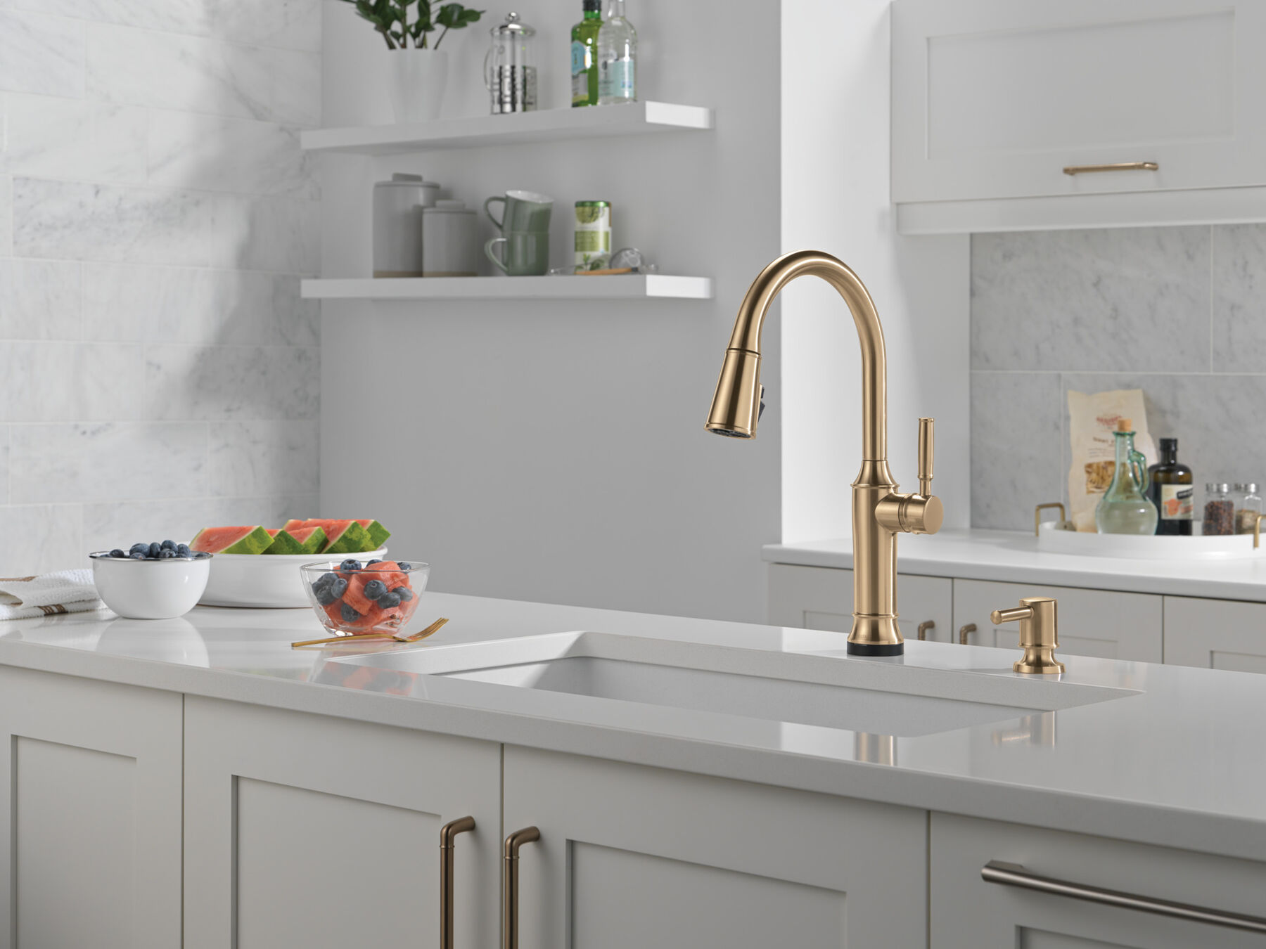 Pull-Down Kitchen Single Handle with Soap Dispenser Bundle