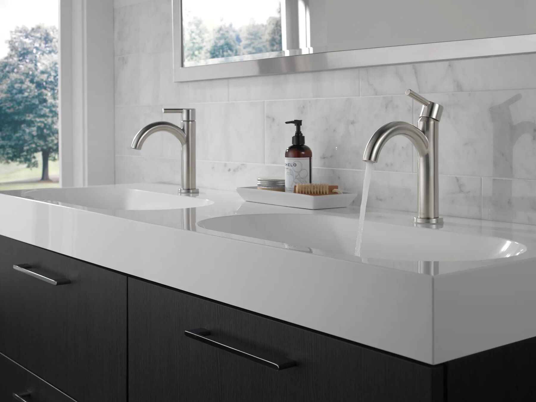 Single-Hole Bathroom Faucet (Recertified)