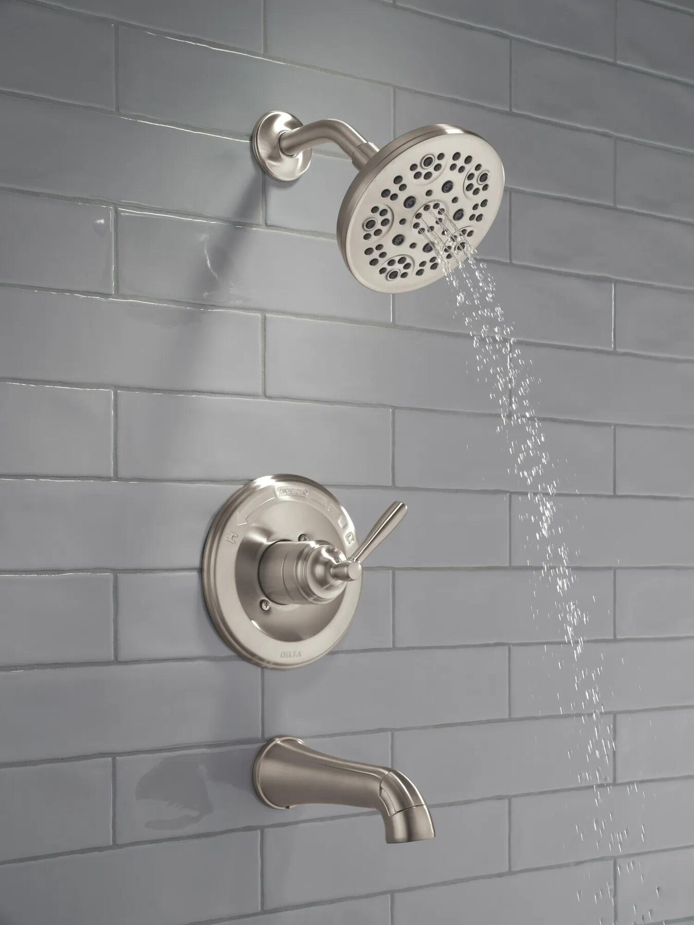 Monitor&reg; 14 Series Tub and Shower