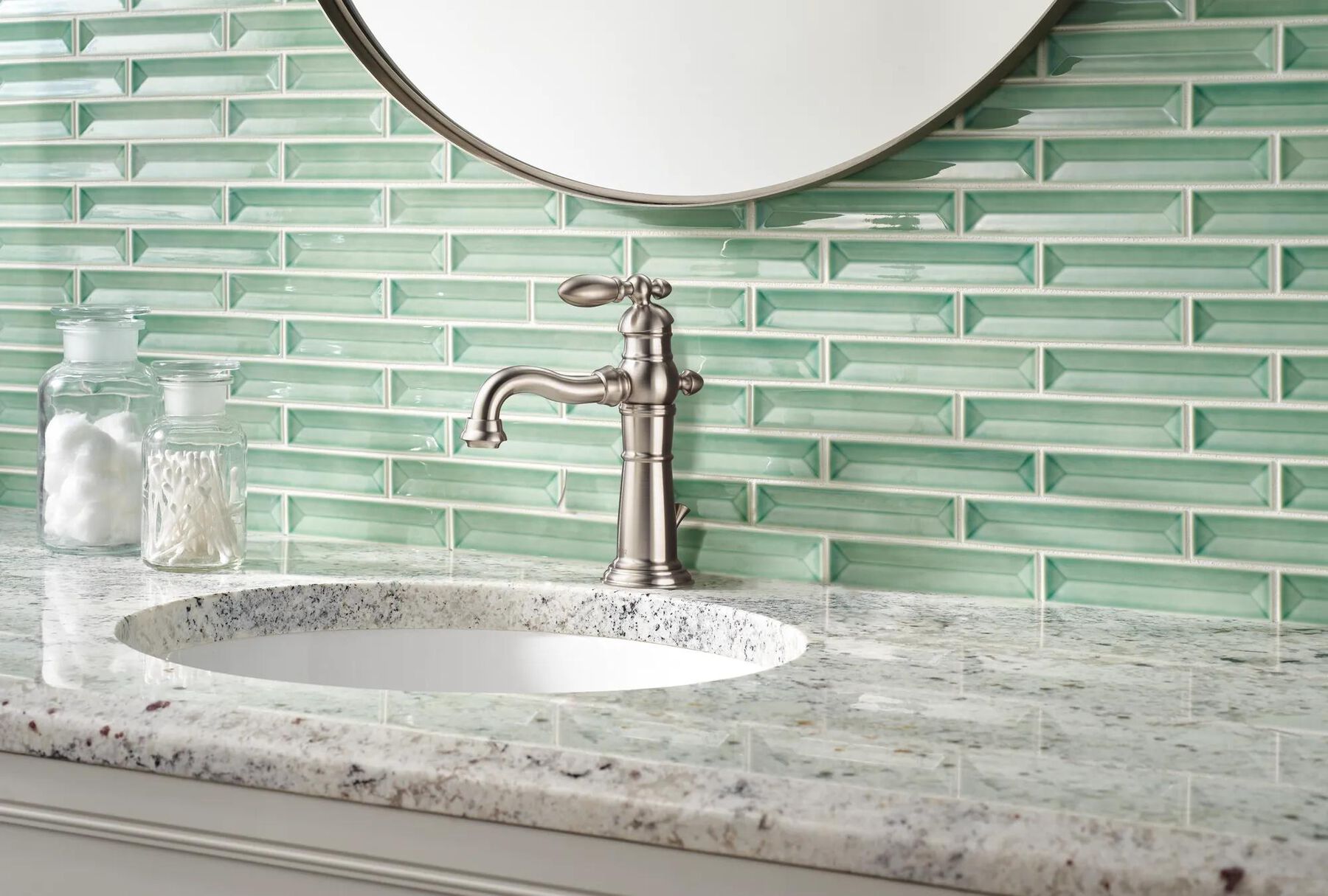 Single Handle Bathroom Faucet
